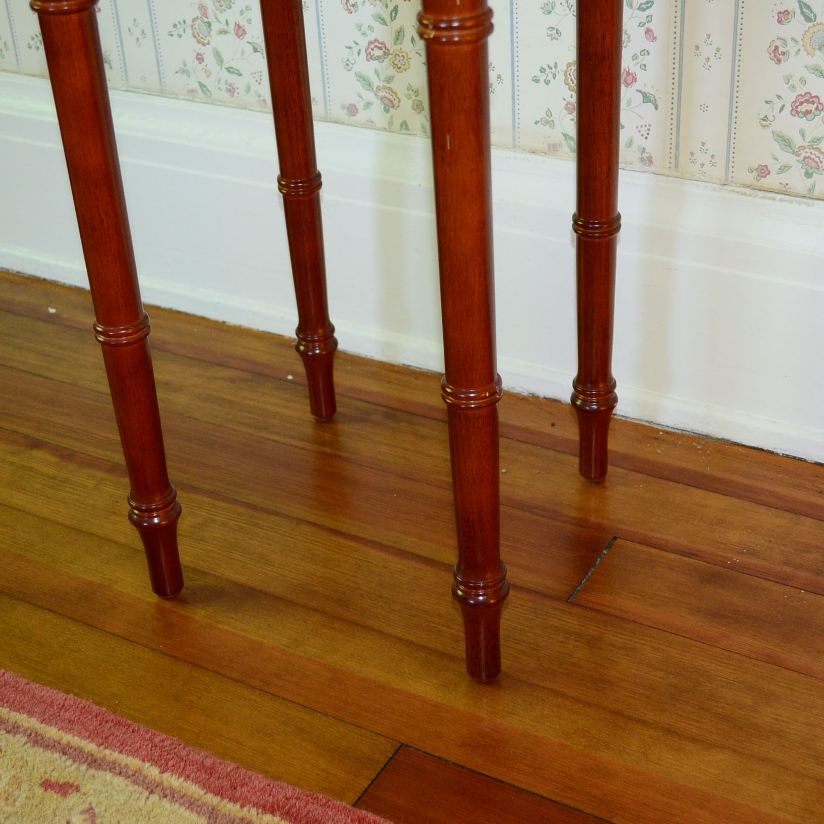 Bombay Company Round Accent Table With Tray Top