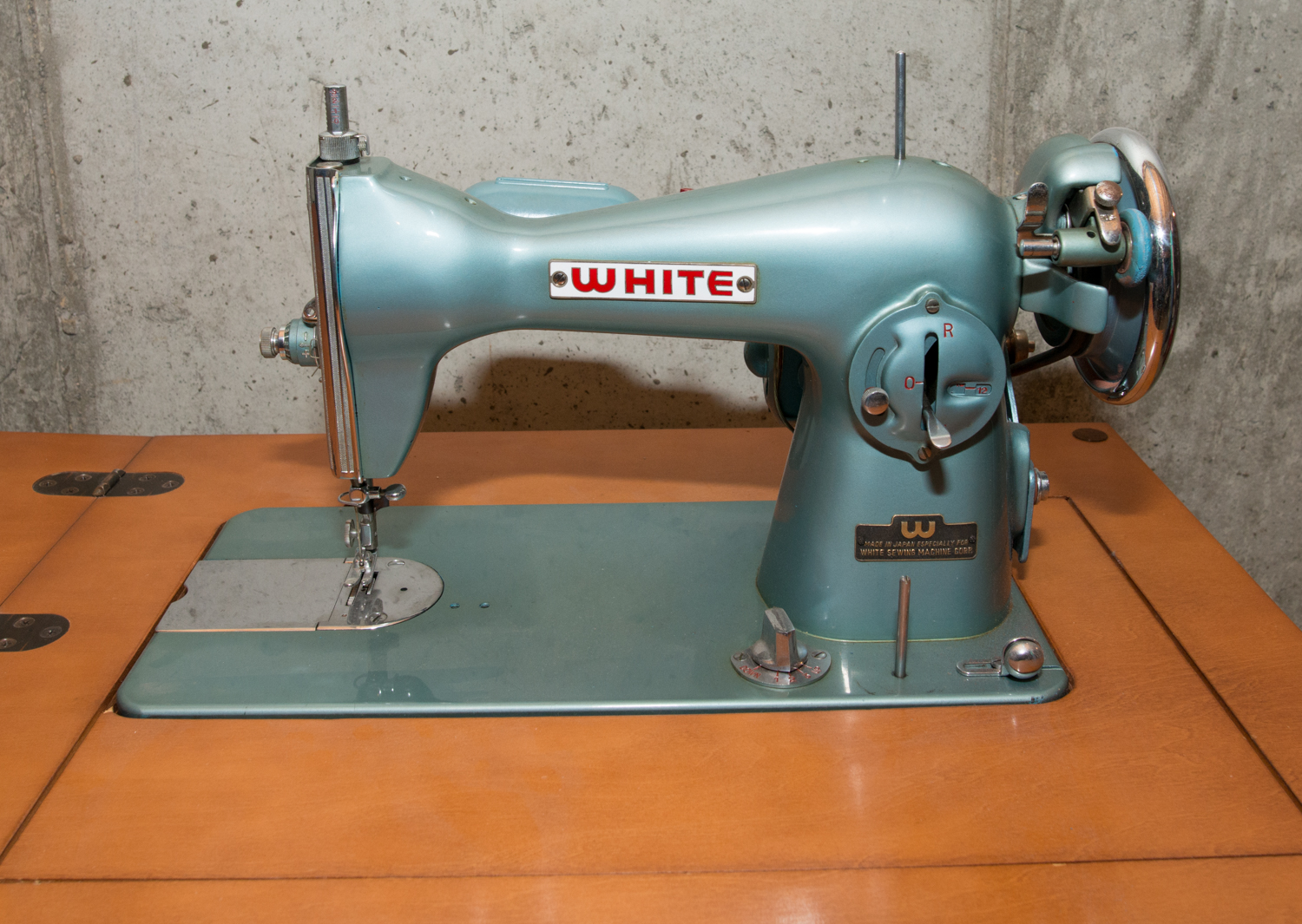 Mid-Century Modern Sewing Table & White Sewing Machine
