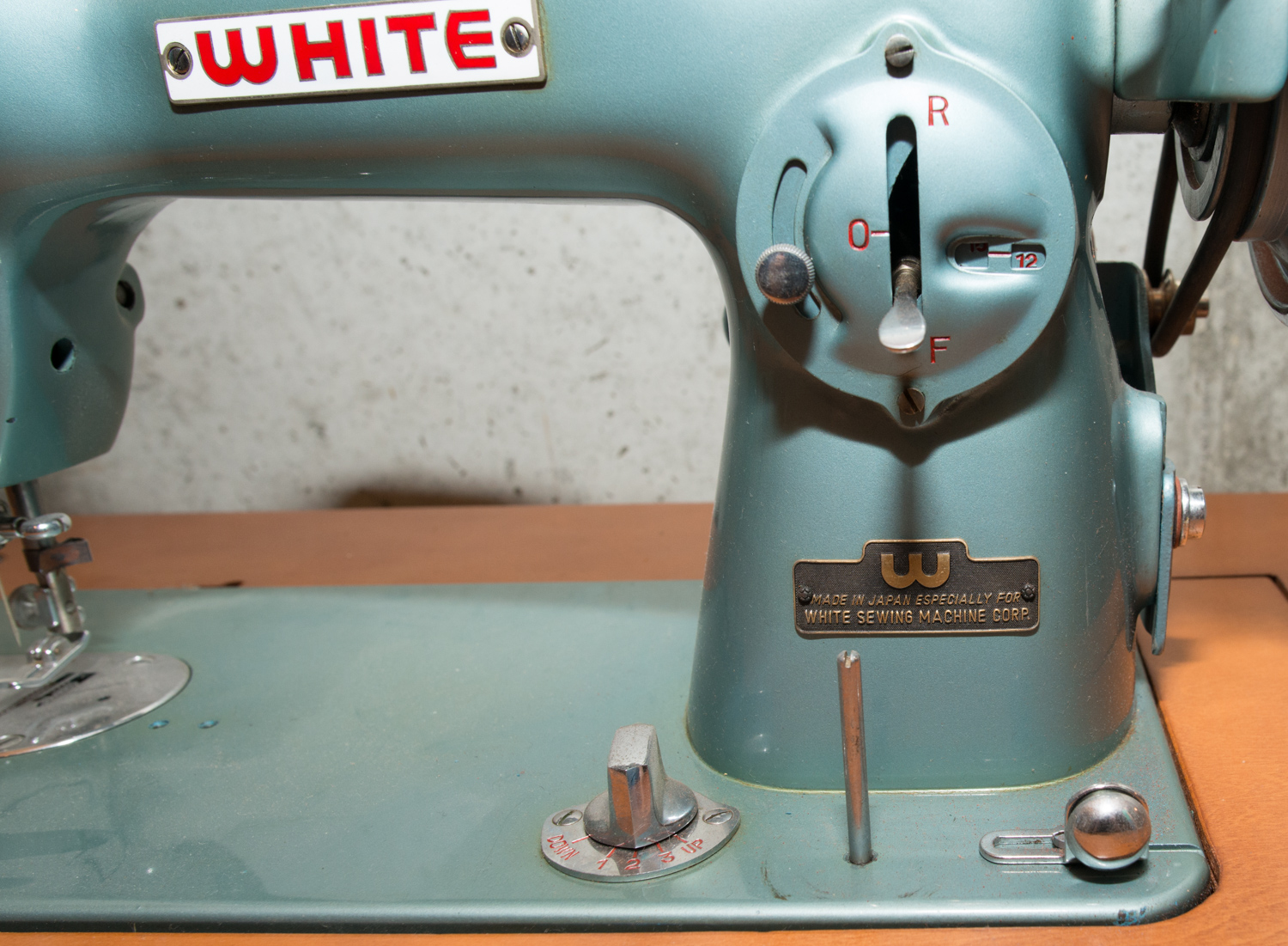 Mid-Century Modern Sewing Table & White Sewing Machine
