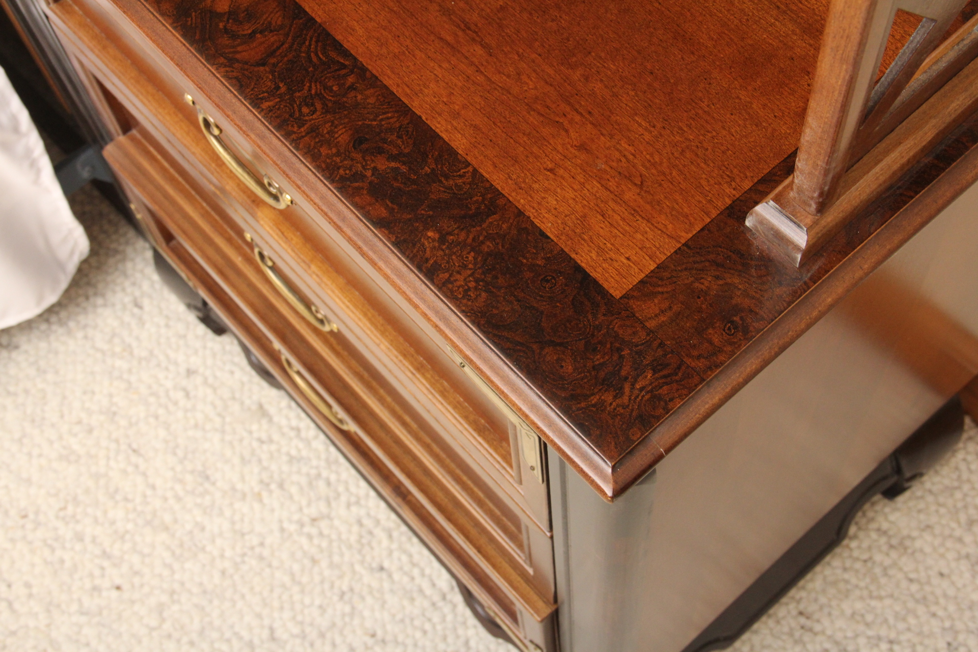 Broyhill "Premier Ming Dynasty" Queen Bed