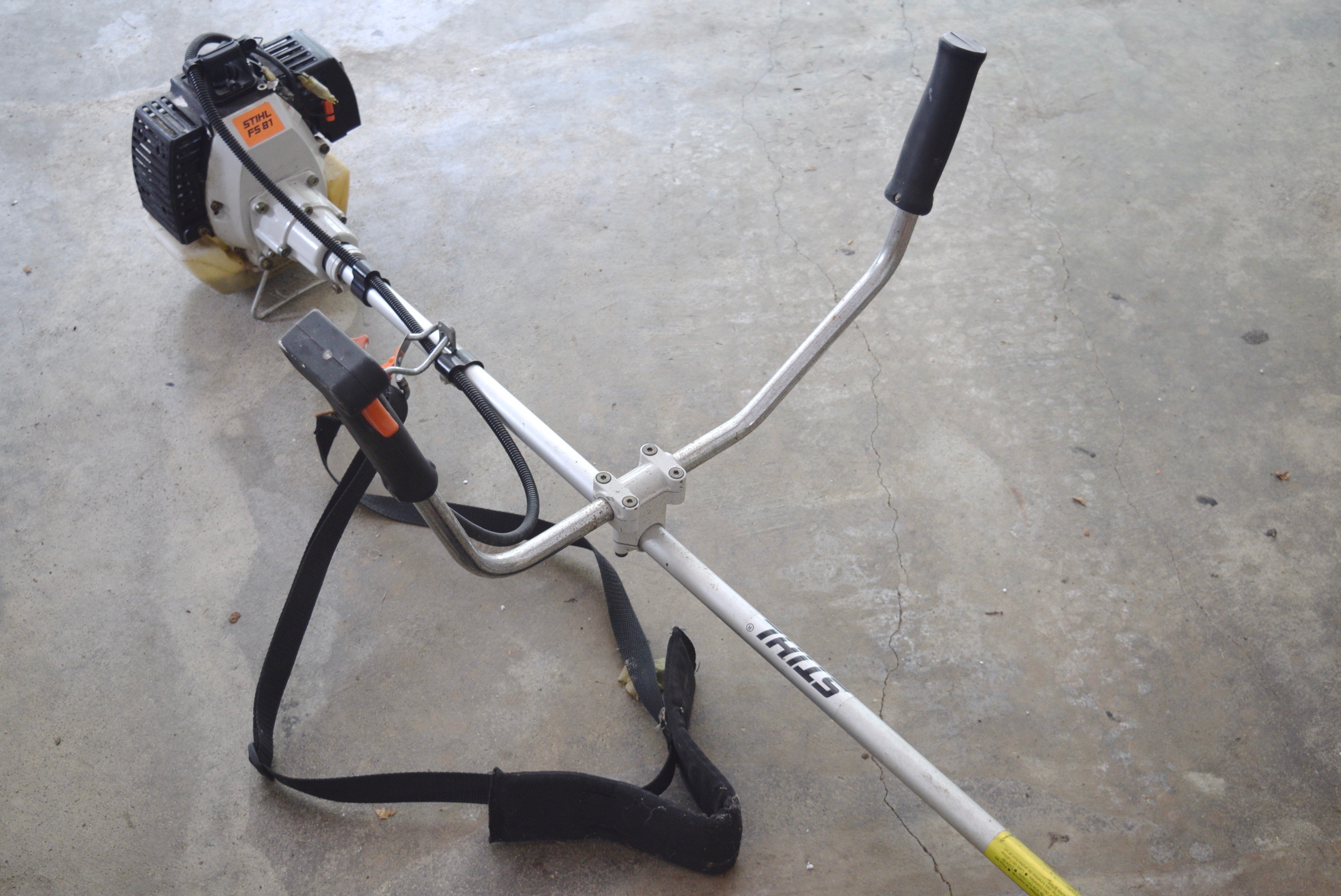 Stihl FS81 Trimmer