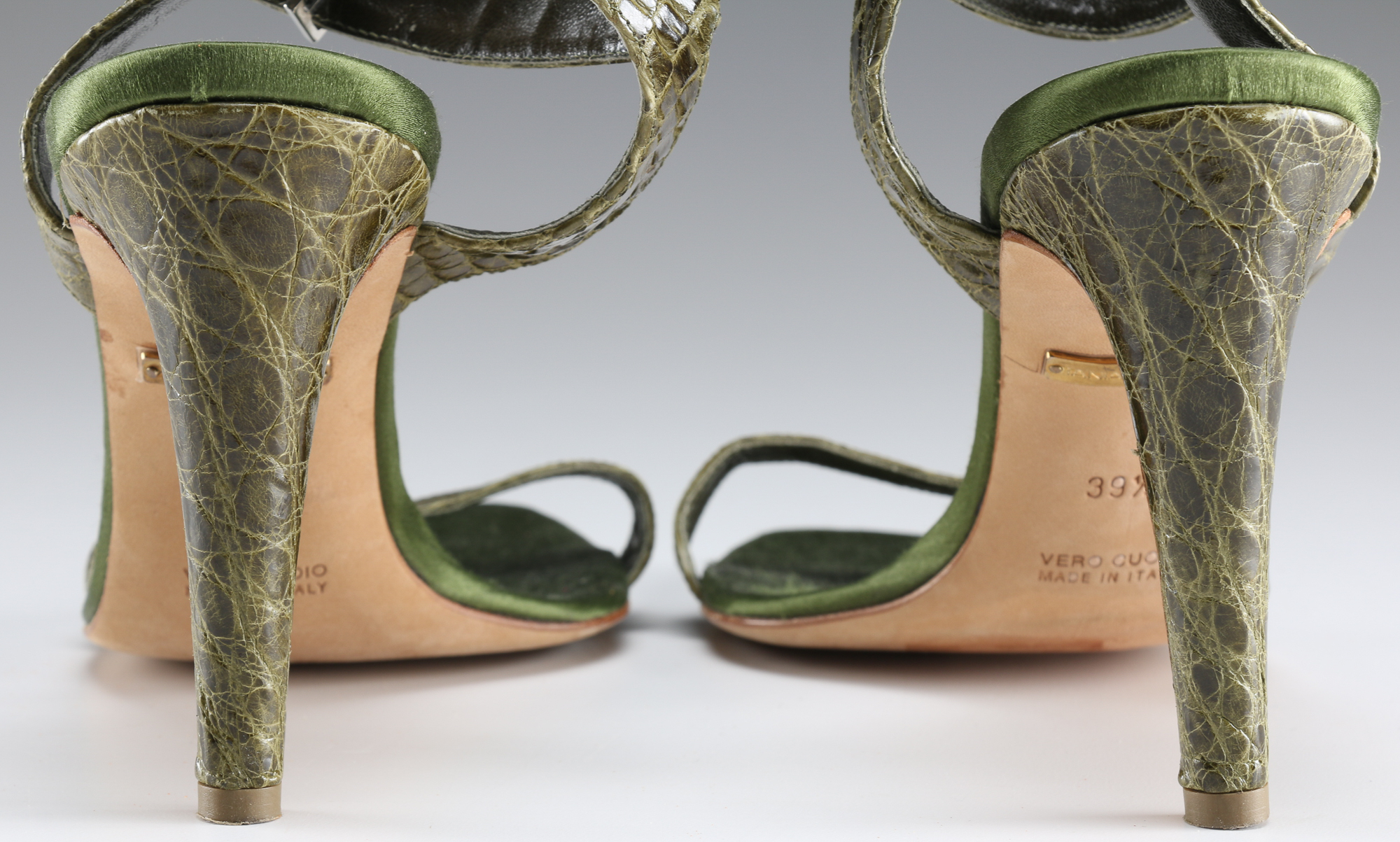 Tania Spinelli Olive Green Alligator Heels