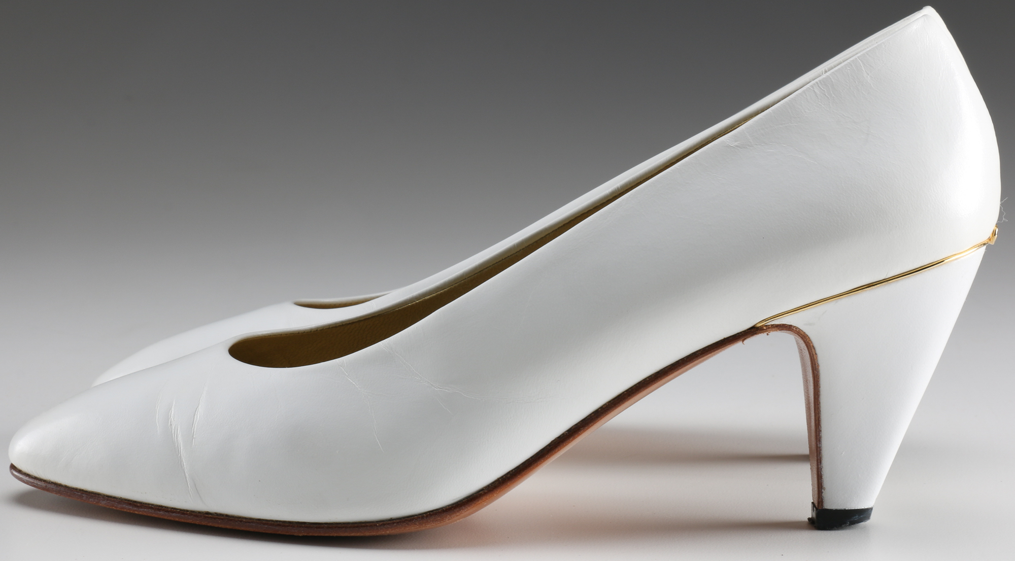 Pair of Vintage Gucci Leather Pumps