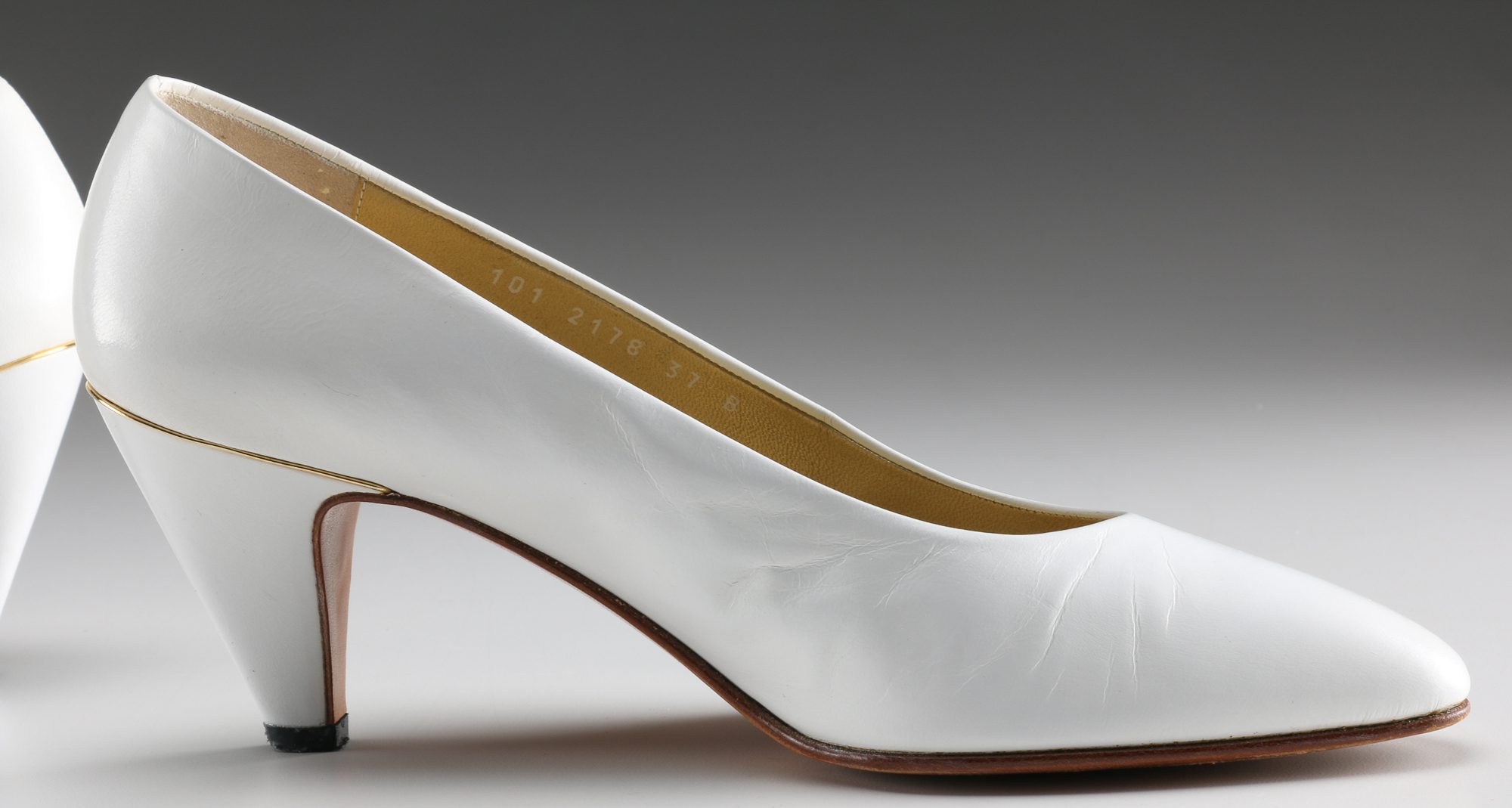 Pair of Vintage Gucci Leather Pumps