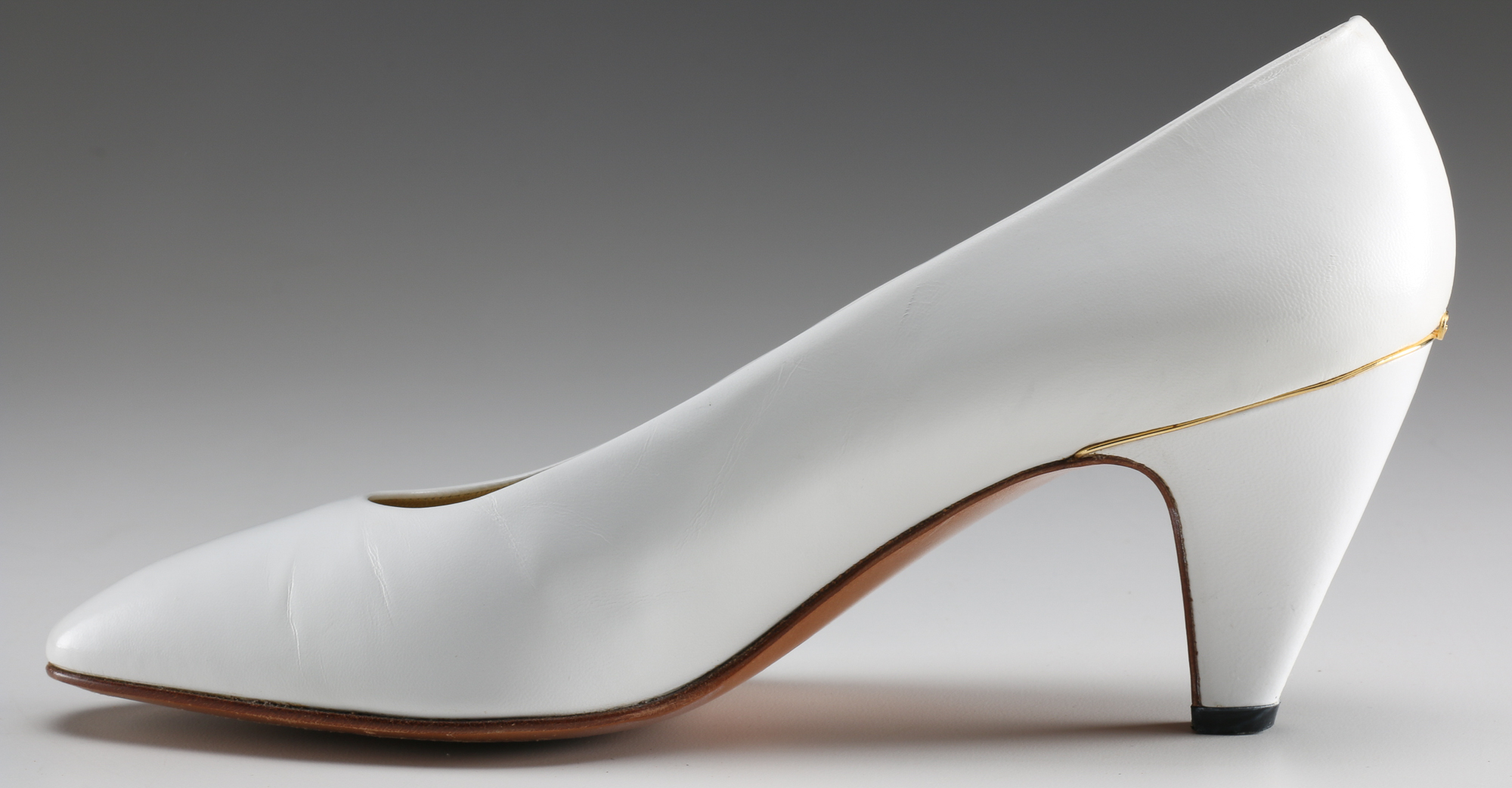 Pair of Vintage Gucci Leather Pumps