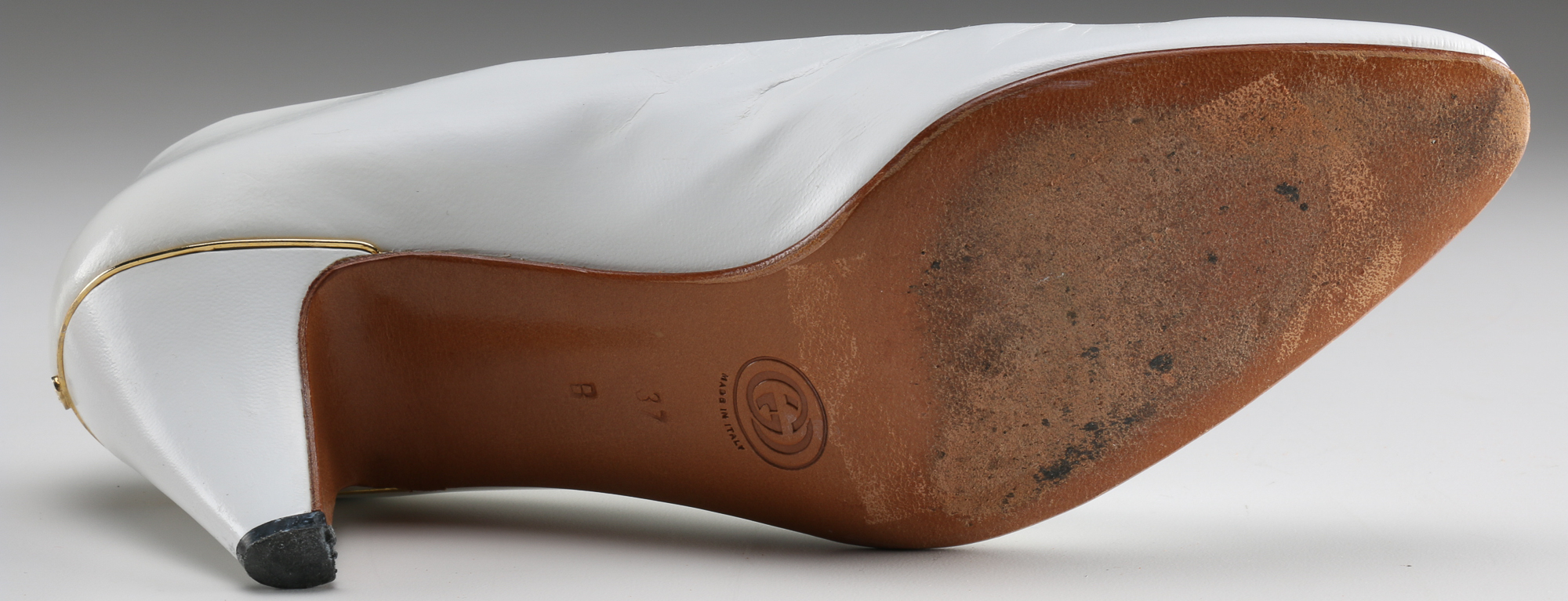 Pair of Vintage Gucci Leather Pumps