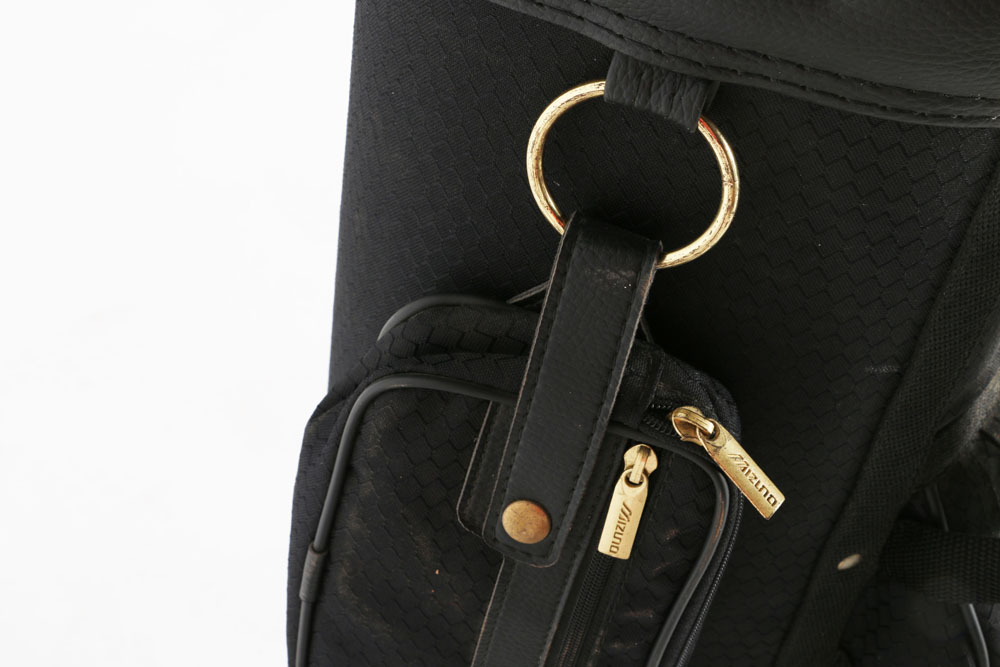 Mizuno Golf Bag with Umbrellas and Nike Air "Verdana Last" Golf Shoes