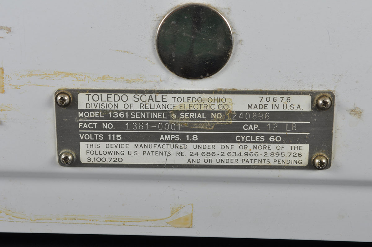Vintage Toledo 1361 Scale