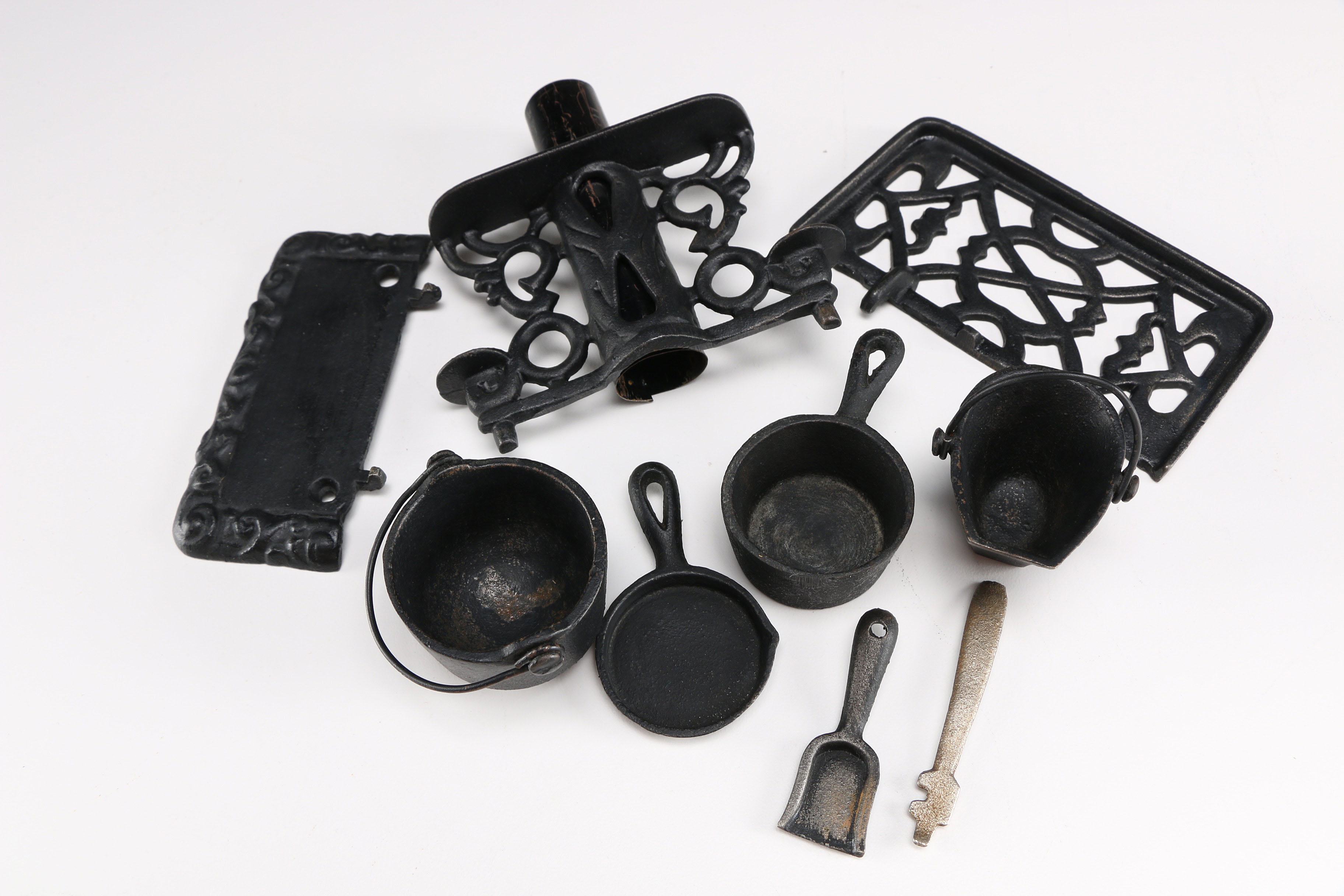 Vintage Toy Cast Iron Stove Set