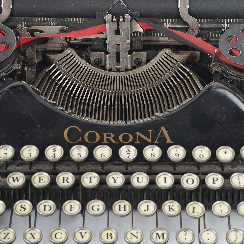 Vintage Smith Corona Typewriter