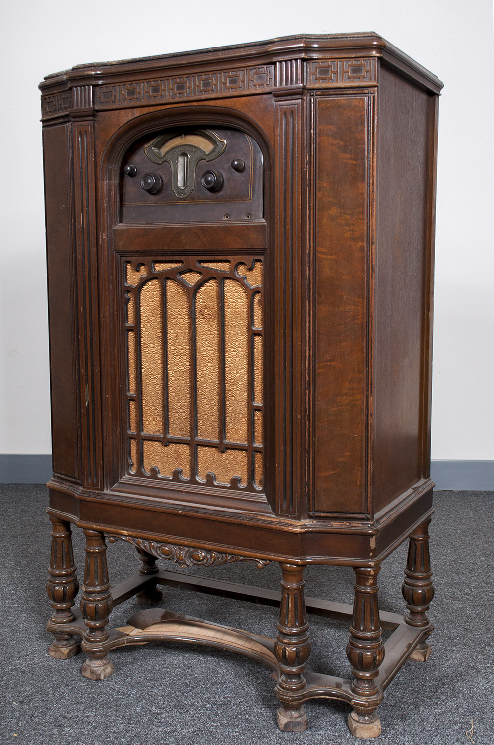 1930s Atwater Kent 260 Radio