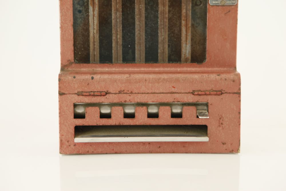 Vintage Mills Automatic Chewing Gum Machine