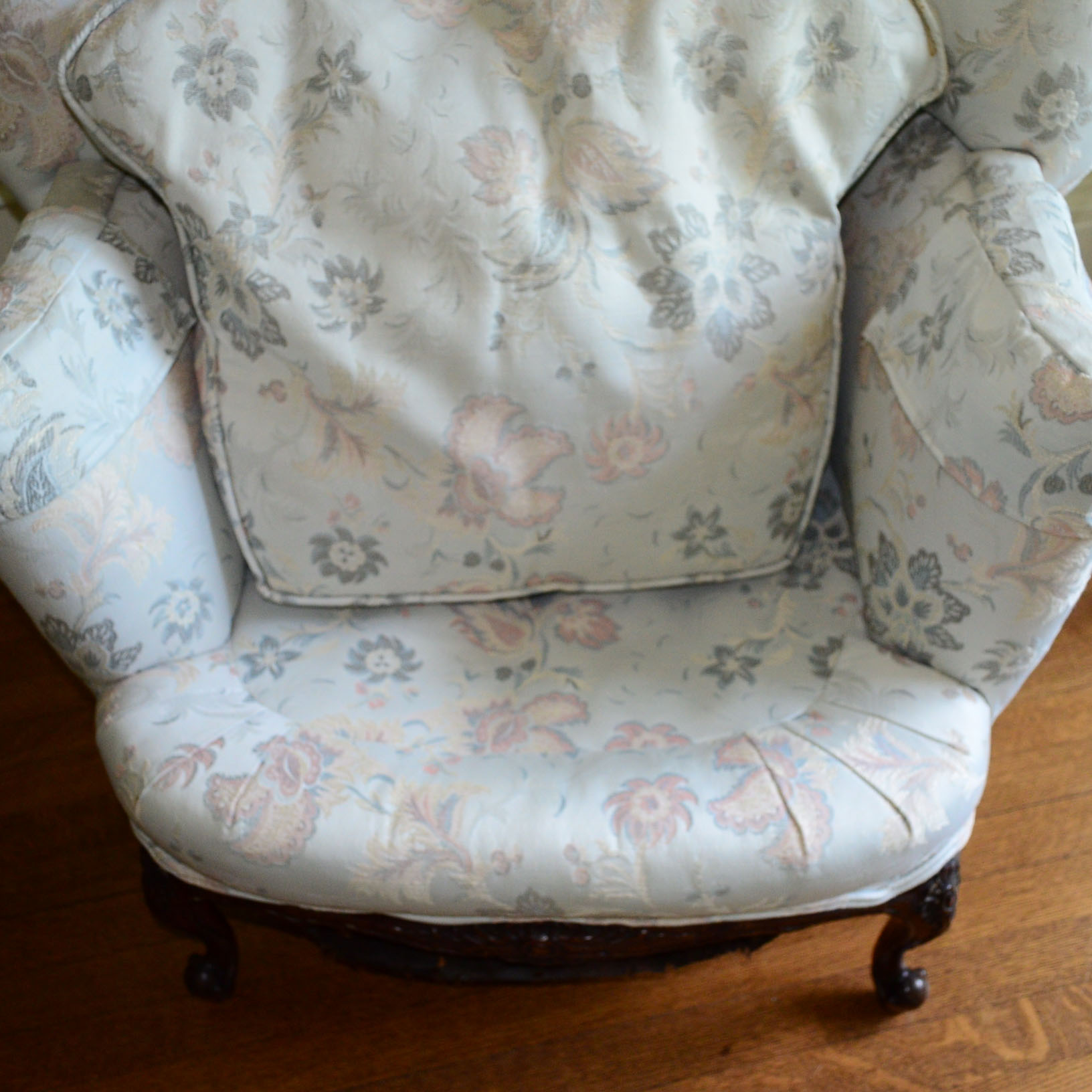 Traditional Arm Chair