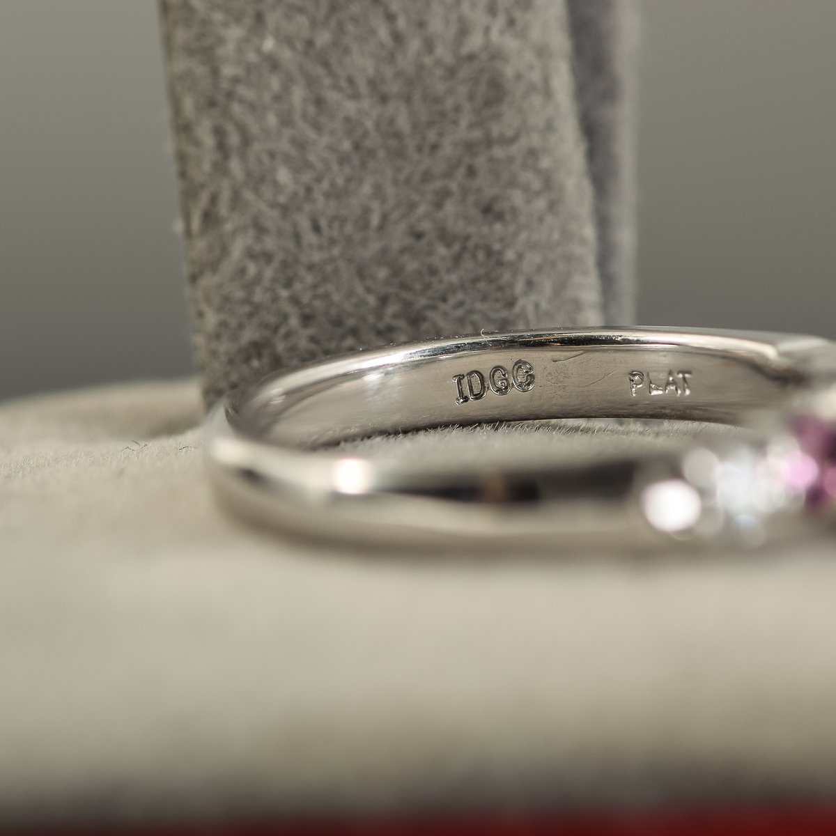 18K White Gold and Platinum Diamond Ring