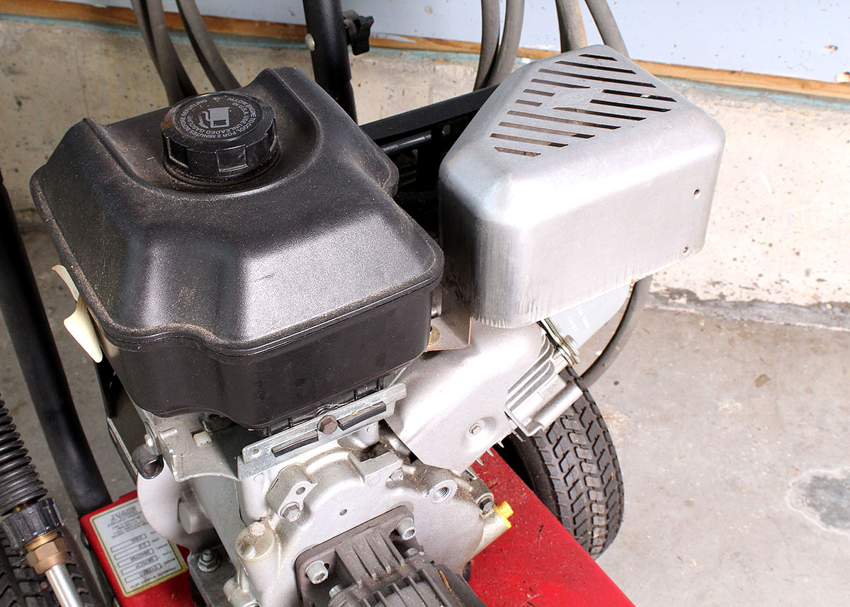 2300 PSI Pressure Washer 2.9GPM