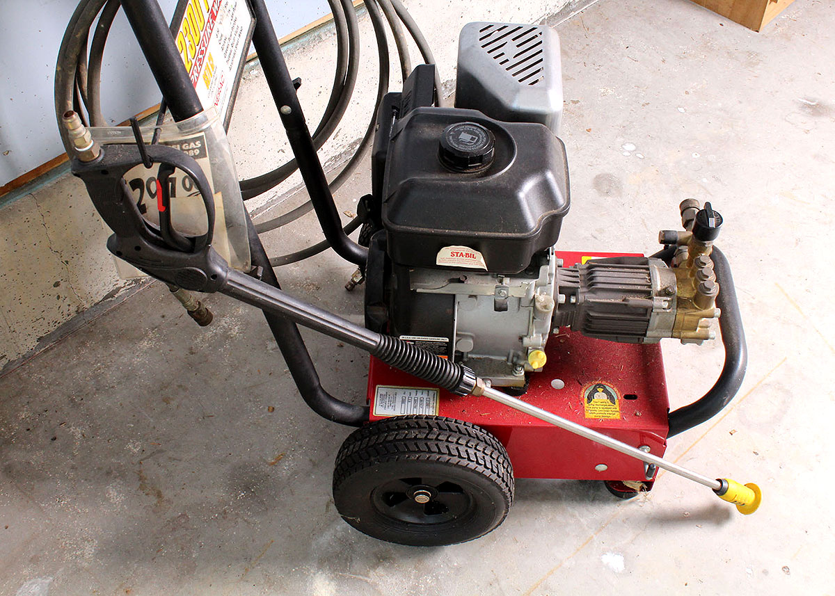 2300 PSI Pressure Washer 2.9GPM