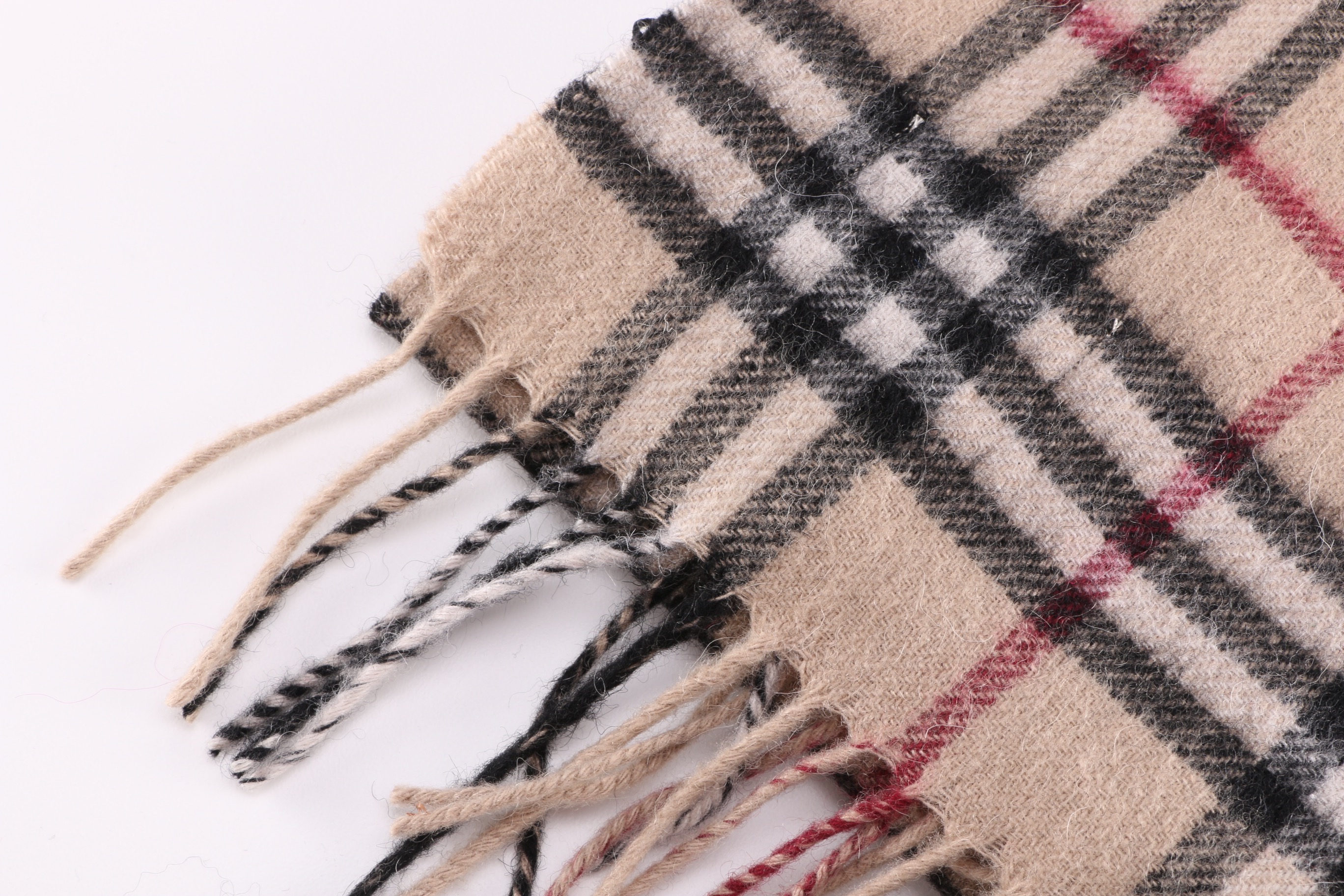 Burberry Signature "Haymarket Check" Tartan Plaid Cashmere Scarf
