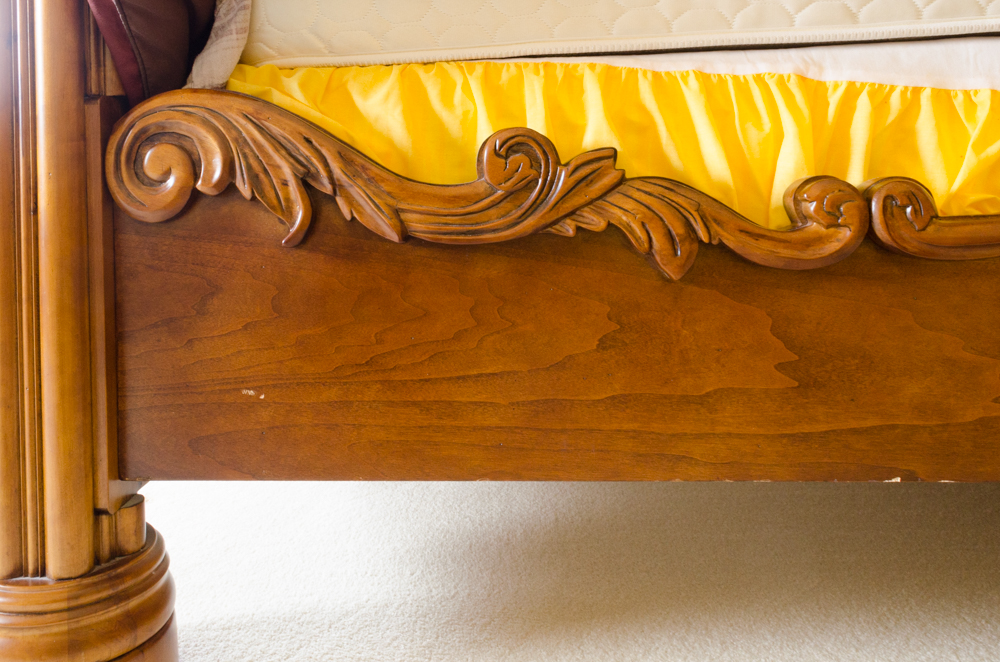 Pulaski Furniture Edwardian King-Sized Four-Poster Bed