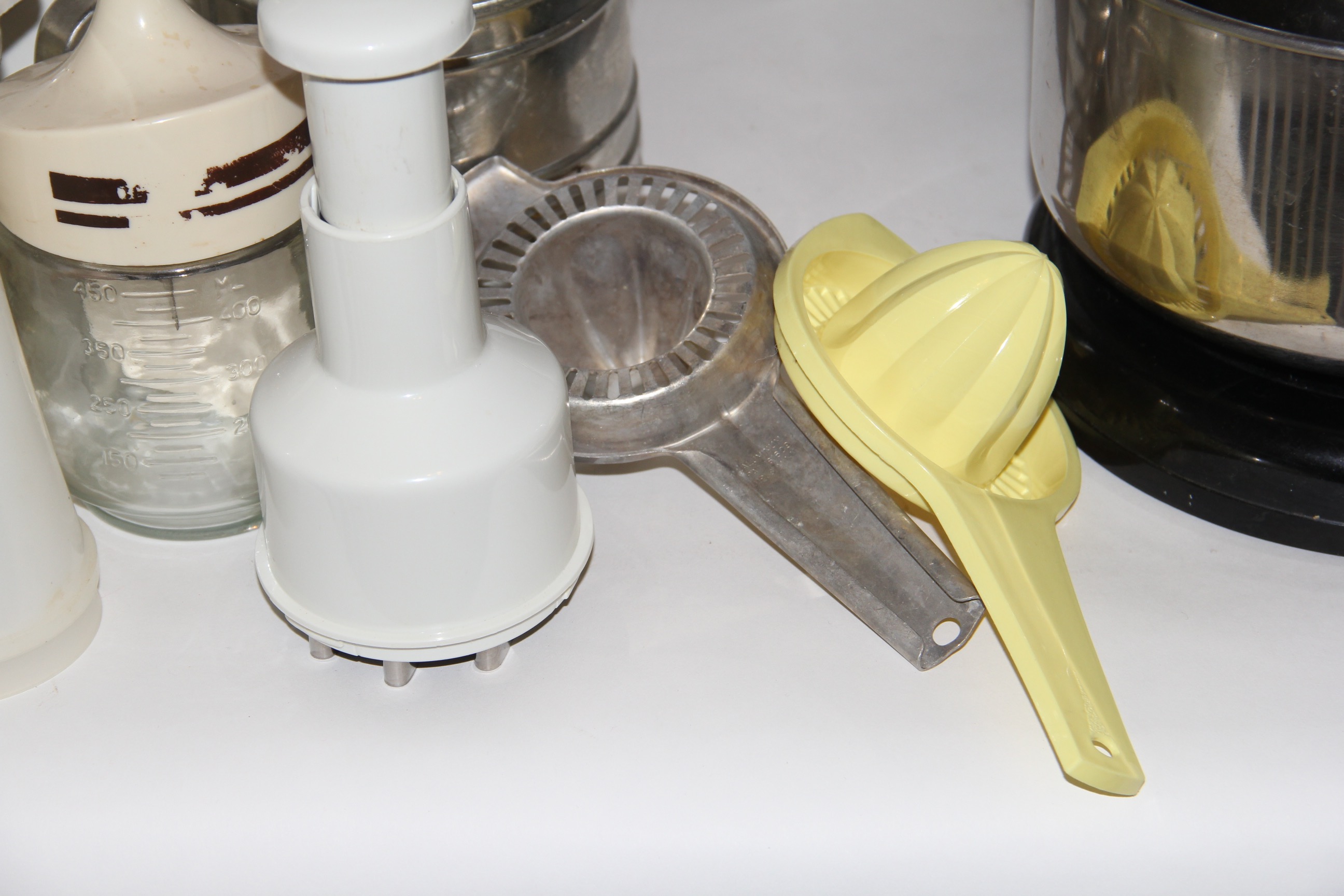 Collection of Mid Century Vintage Cookware Items