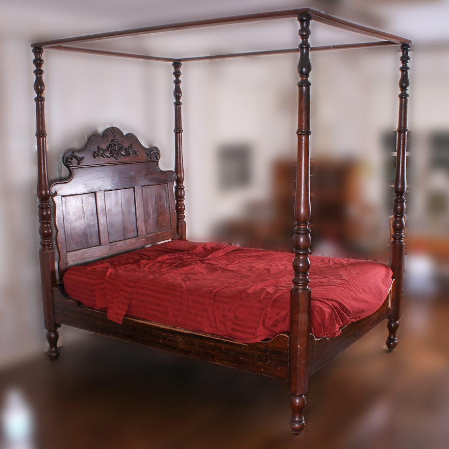 Vintage Queen Size Wooden Four-Poster Canopy Bedframe