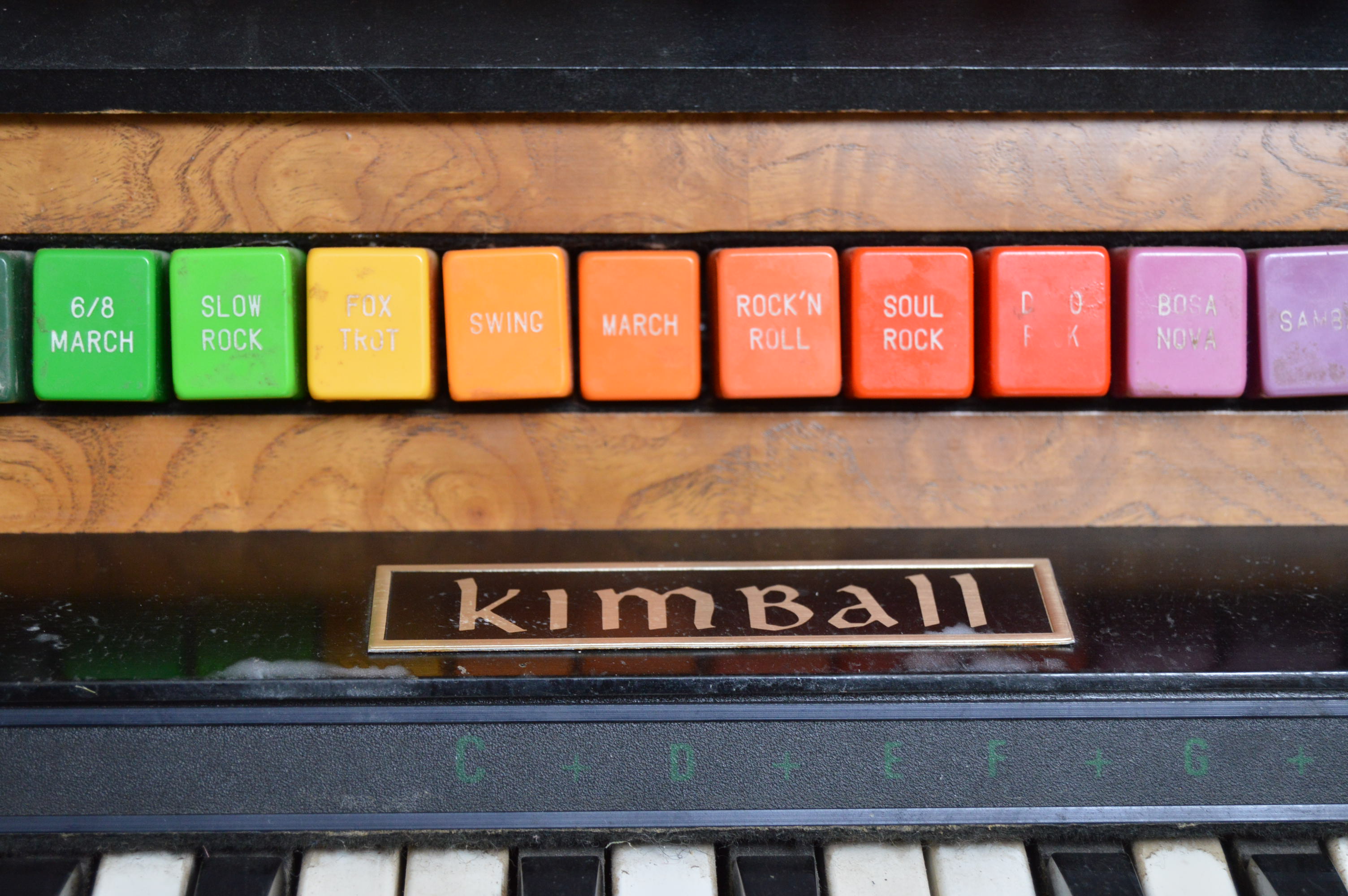Kimball "The Entertainer" Electric Organ