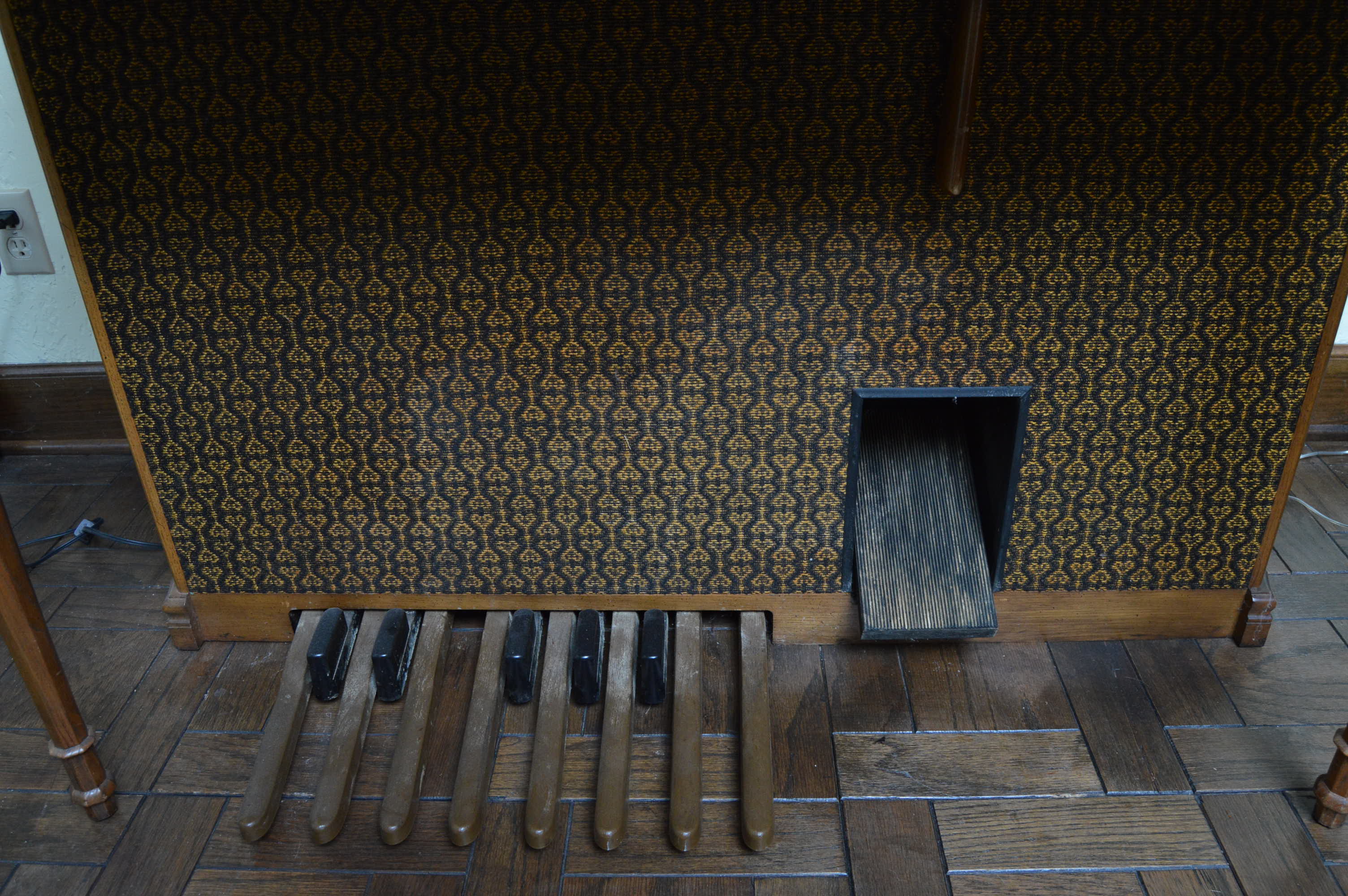 Kimball "The Entertainer" Electric Organ