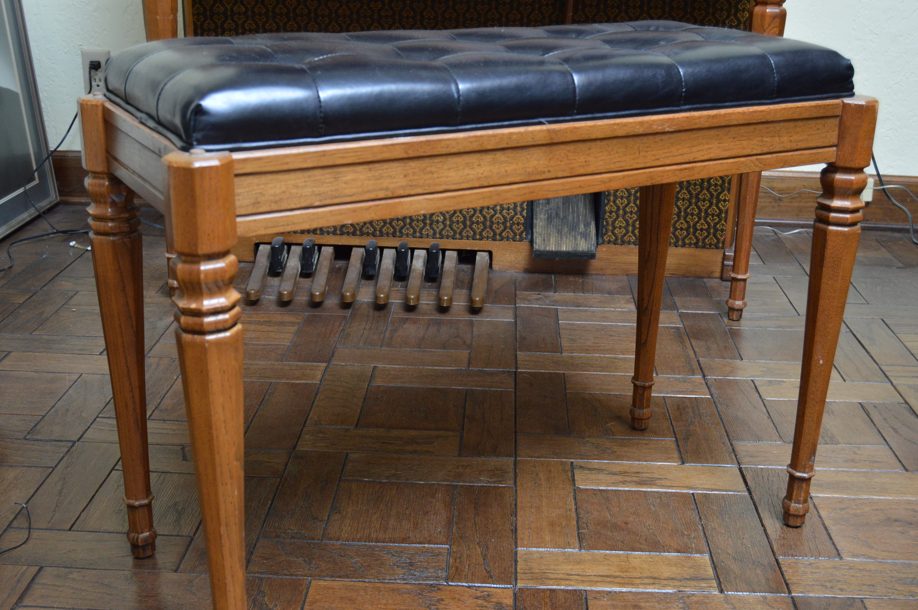 Kimball "The Entertainer" Electric Organ