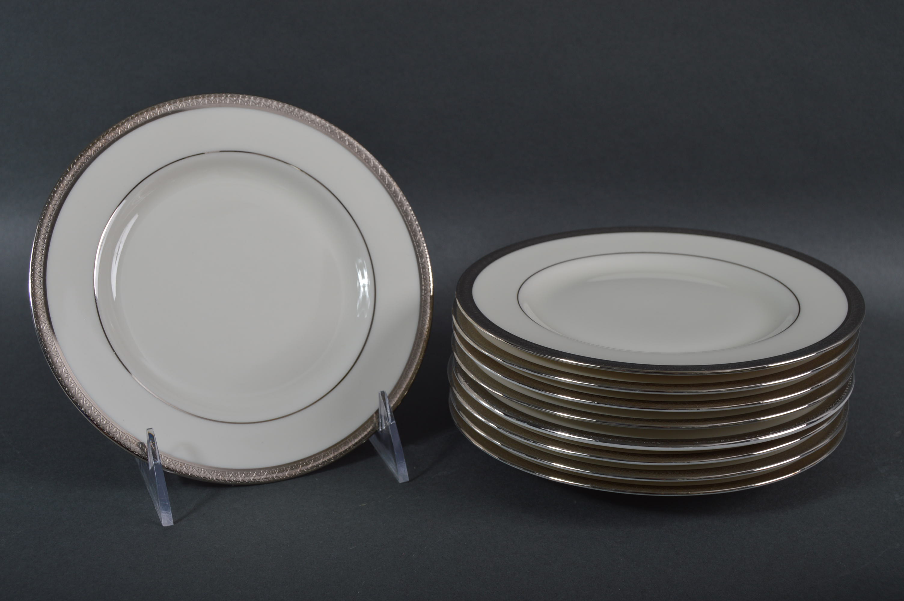 Theodore Haviland China Set in "Shelton" Pattern