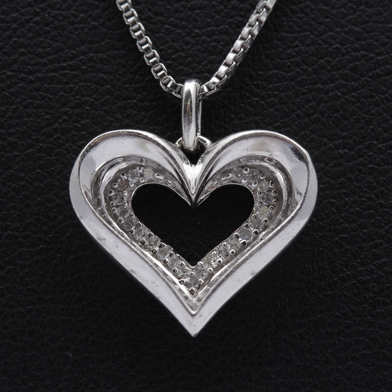 Sterling Silver Diamond Heart Pendant Necklace