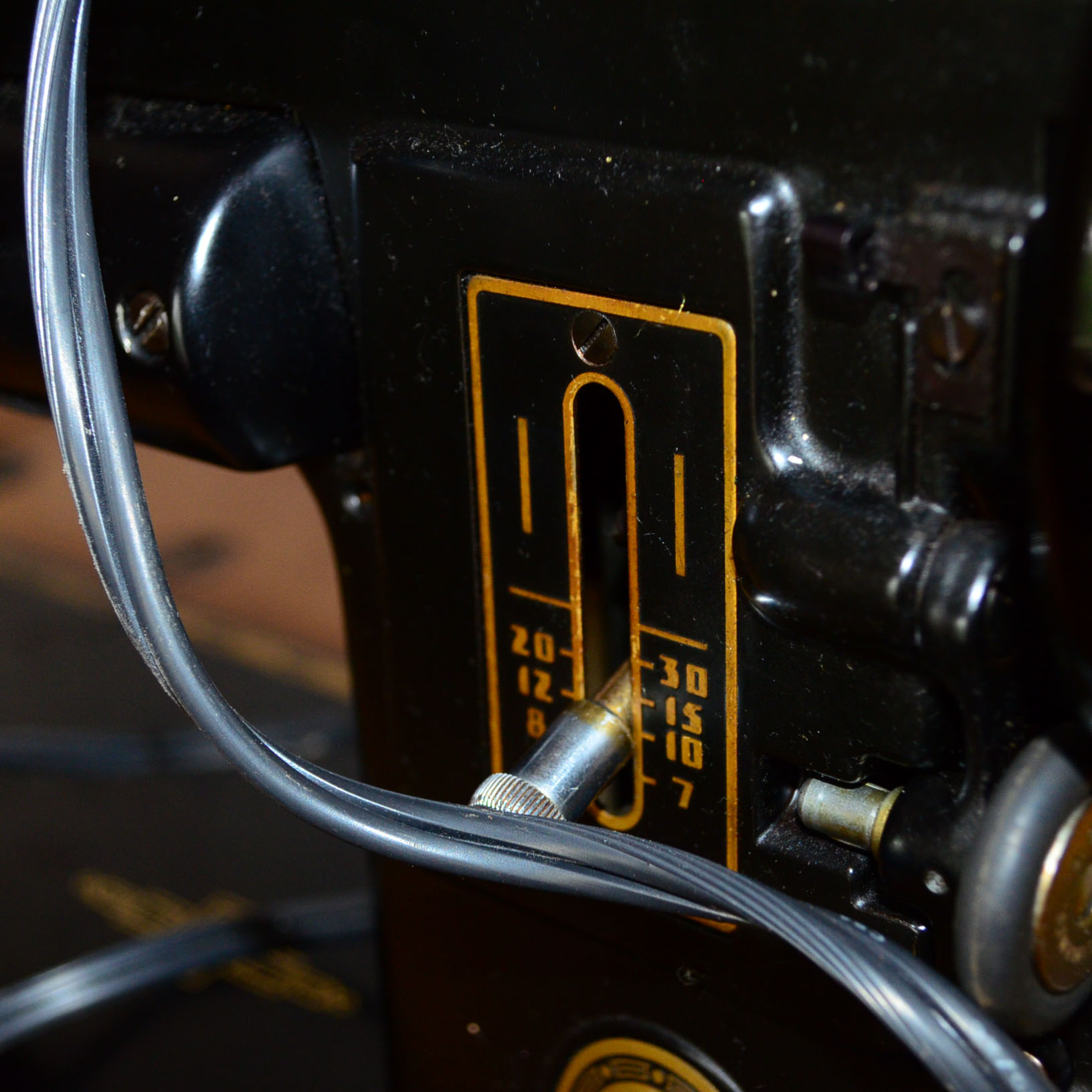 Vintage Singer 301 Sewing Machine & Vintage Cabinet