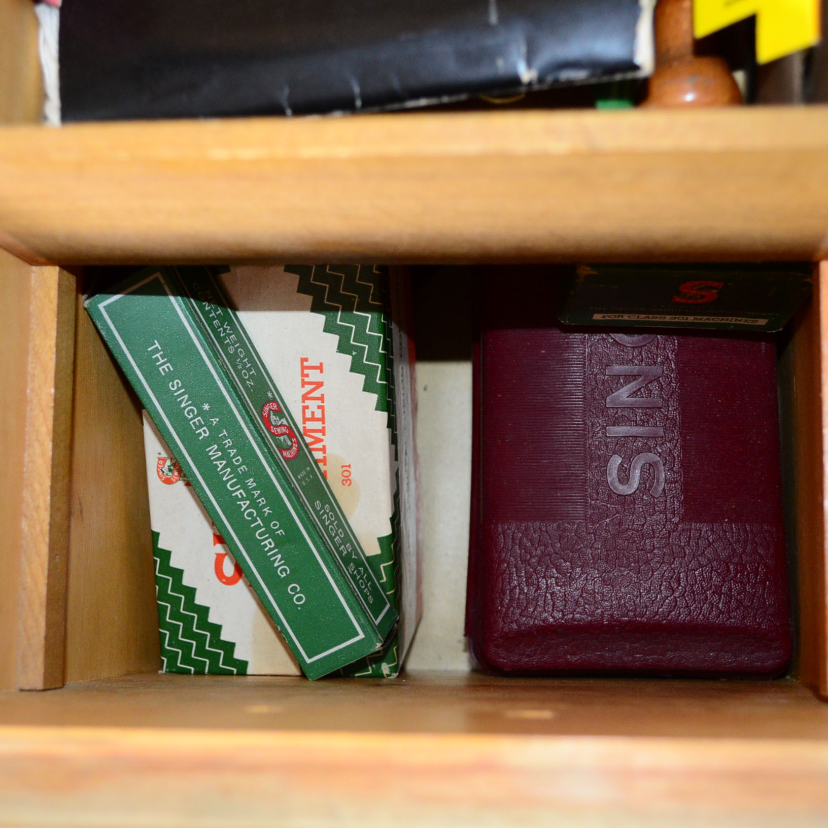 Vintage Singer 301 Sewing Machine & Vintage Cabinet