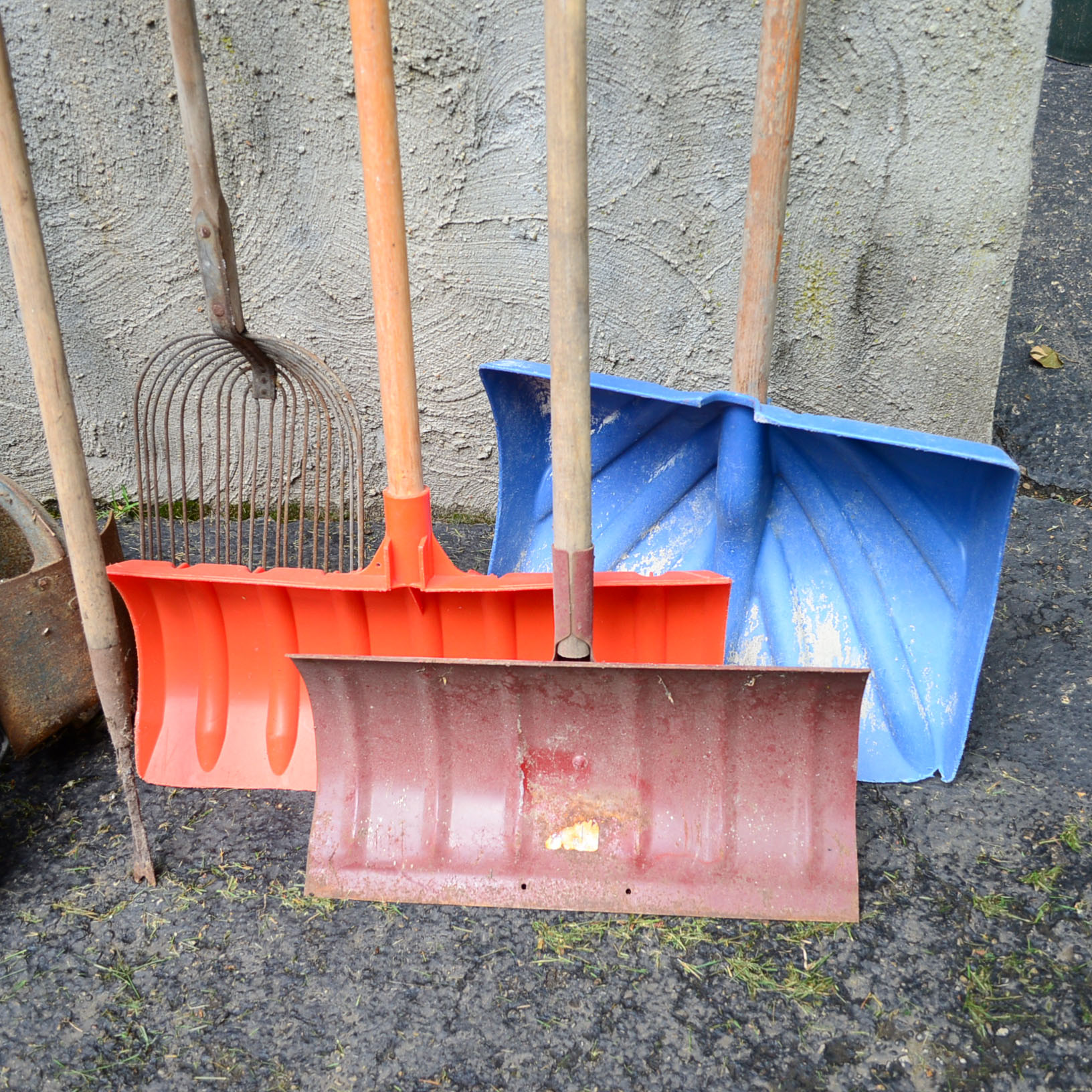 Assortment of Shovels