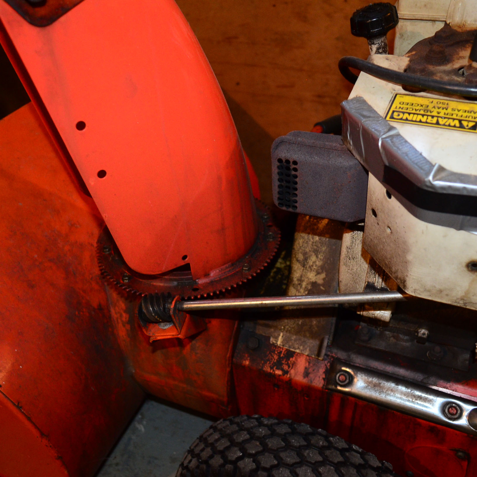 Ariens Sno-Thro Gas Powered Snowblower