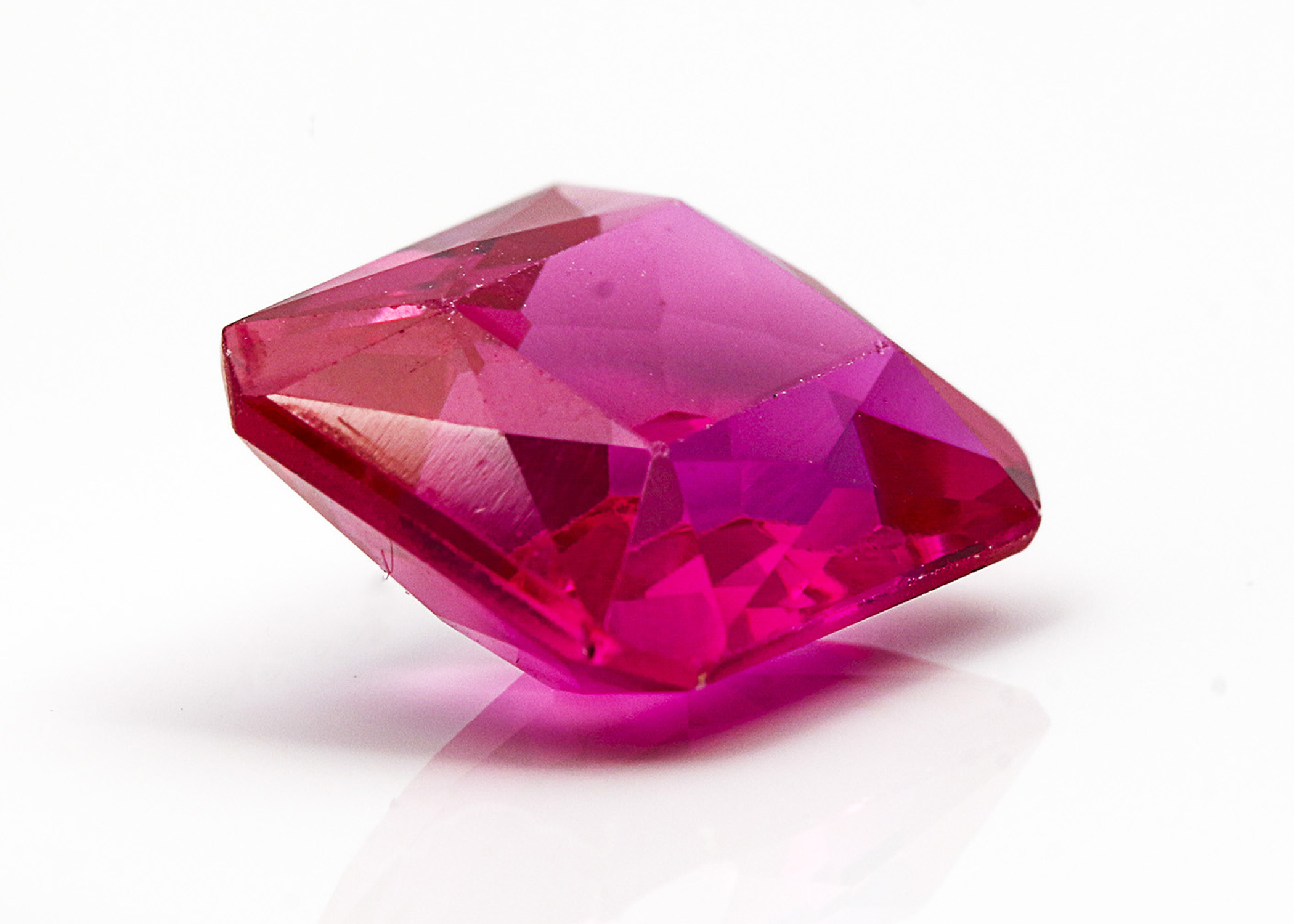 7.58 Carat Synthetic Pink Sapphire