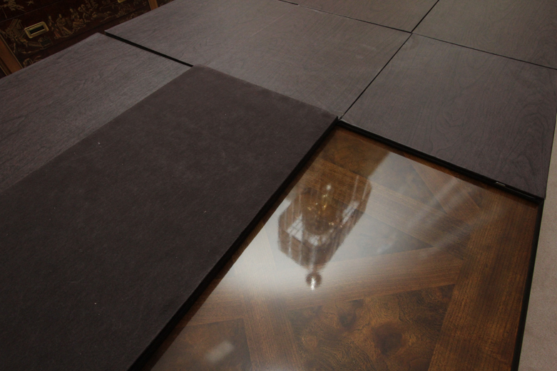 Heritage Connoisseur Dining Table