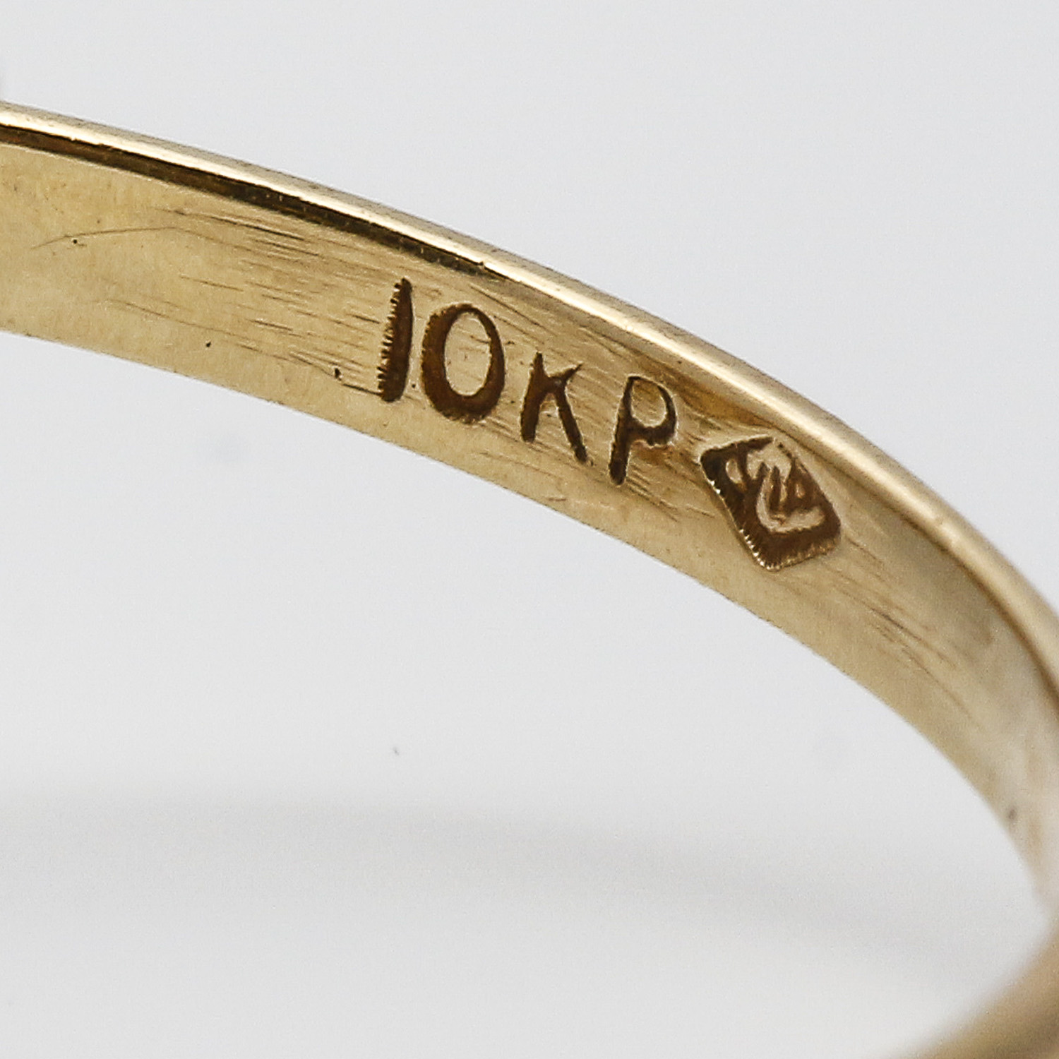 10K Yellow Gold Pink Zircon and Diamond Ring