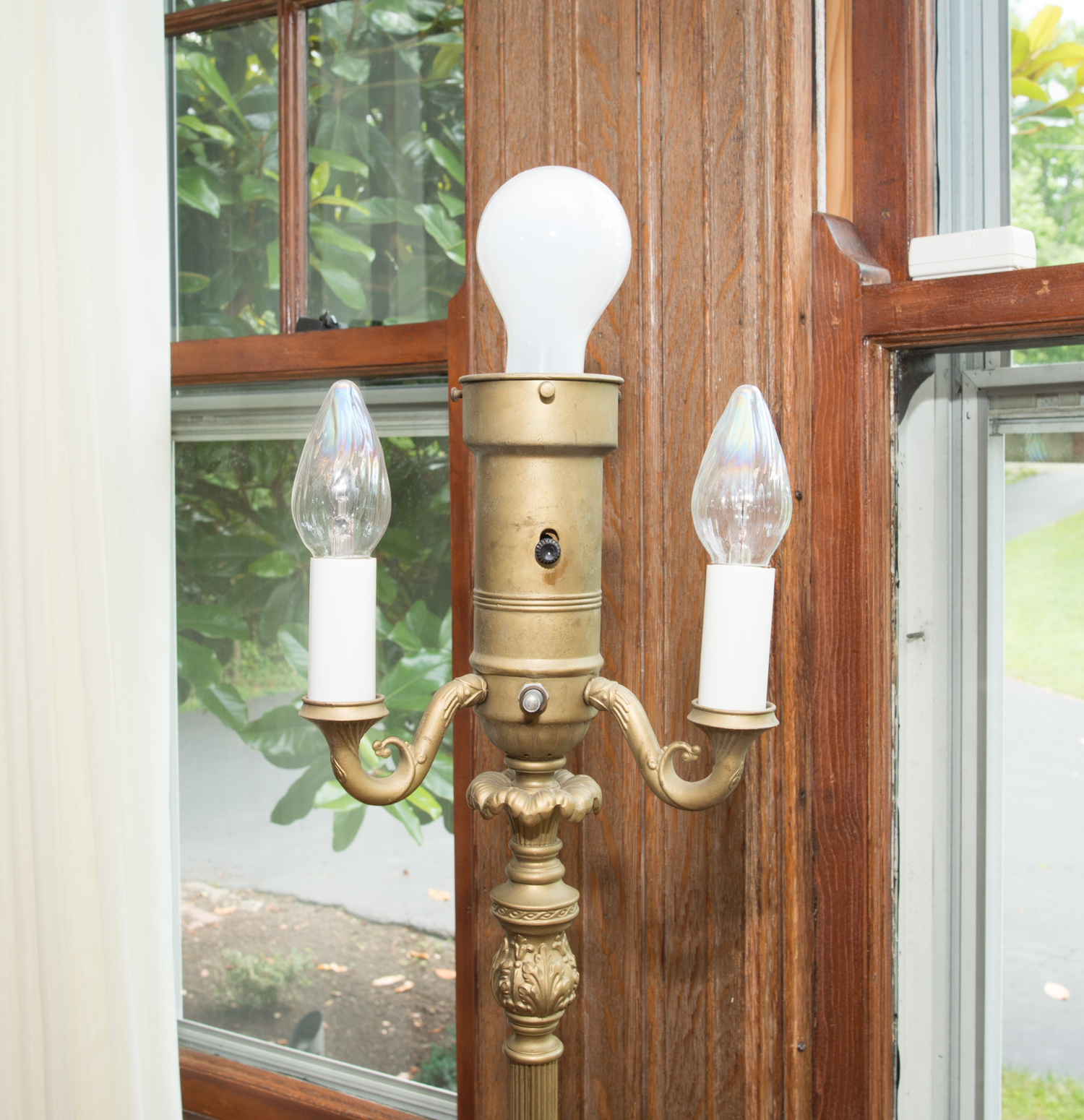 Vintage Gold Tone Metal Floor Lamp