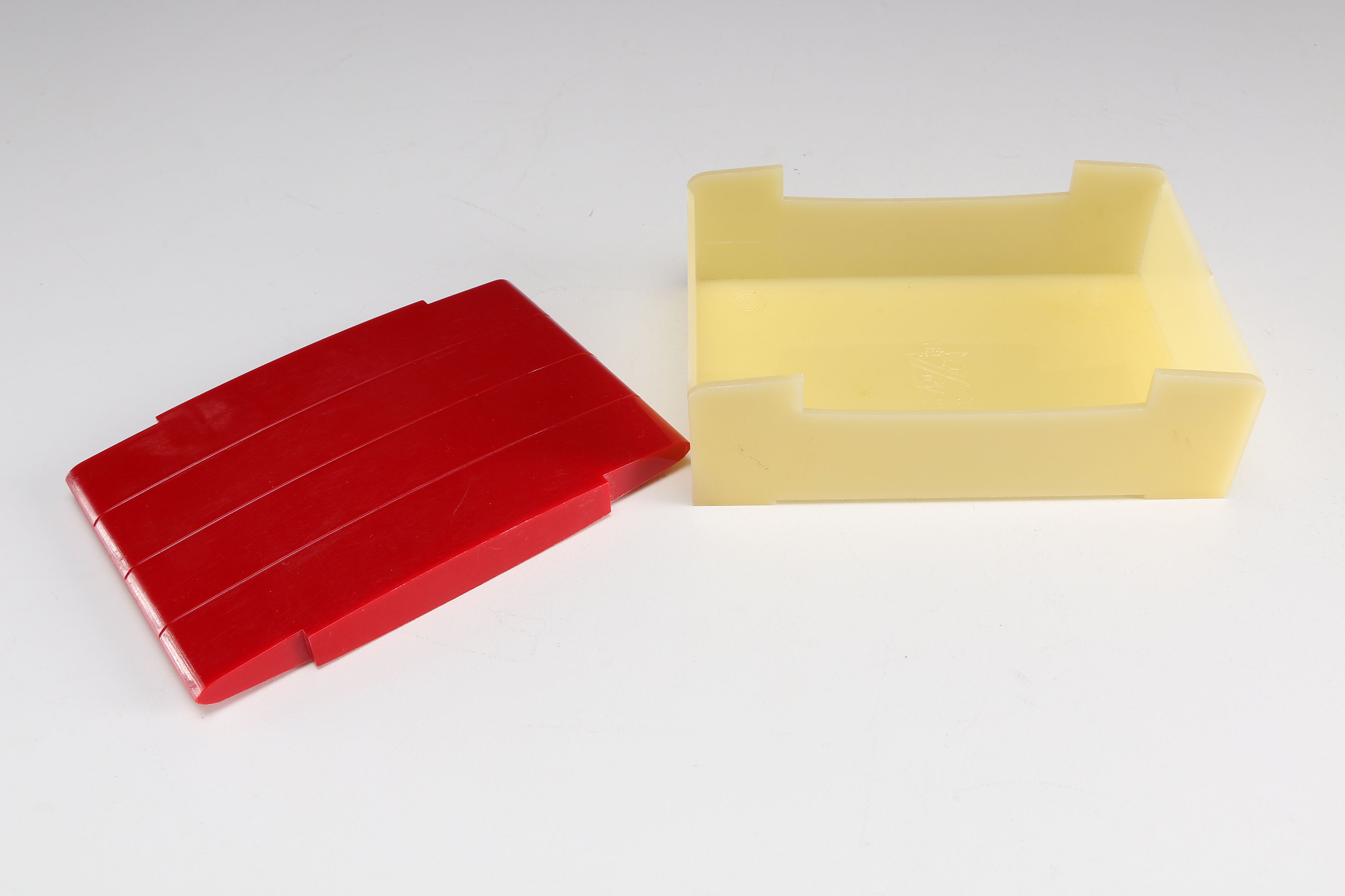 Pair of Vintage Bakelite Lidded Dishes