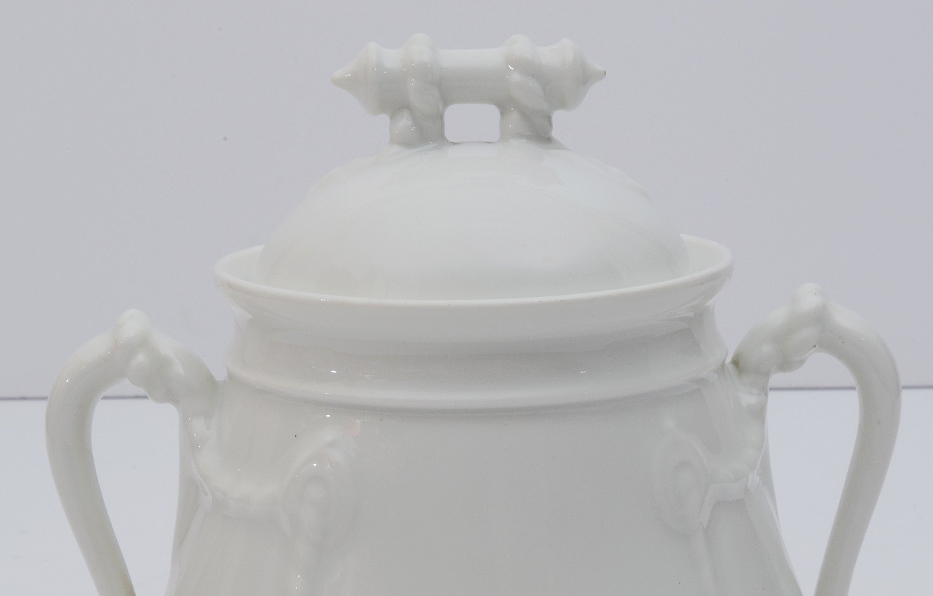 Late 1800s French Haviland Lidded Sugar Jar