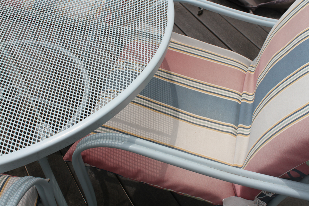 Powder Blue Patio Table and Chairs with Cover