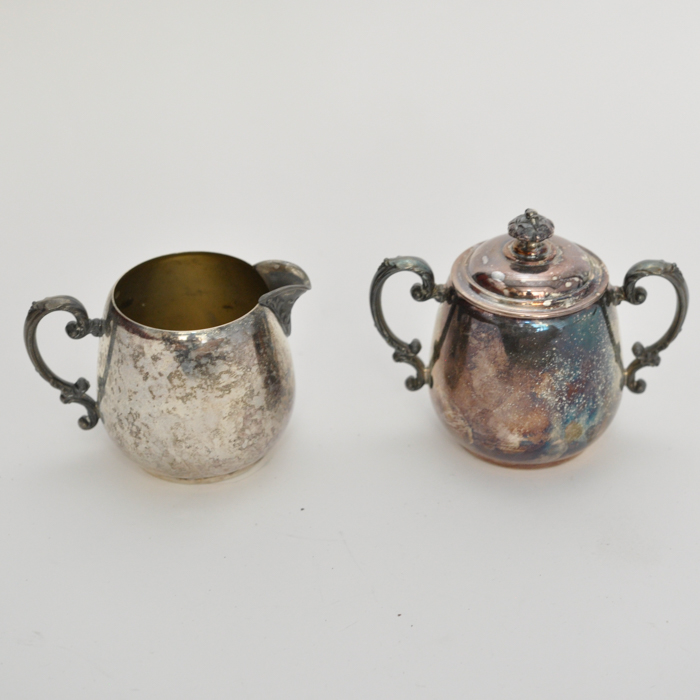 WMA Rogers Silver Plate Cream And Sugar Set