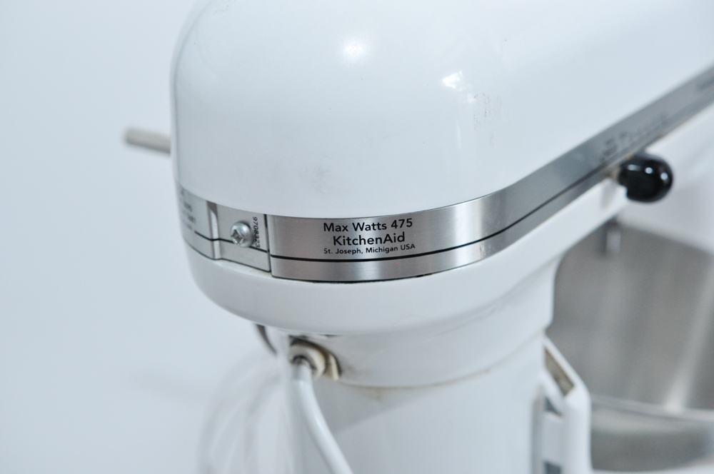 White Kitchenaid Mixer