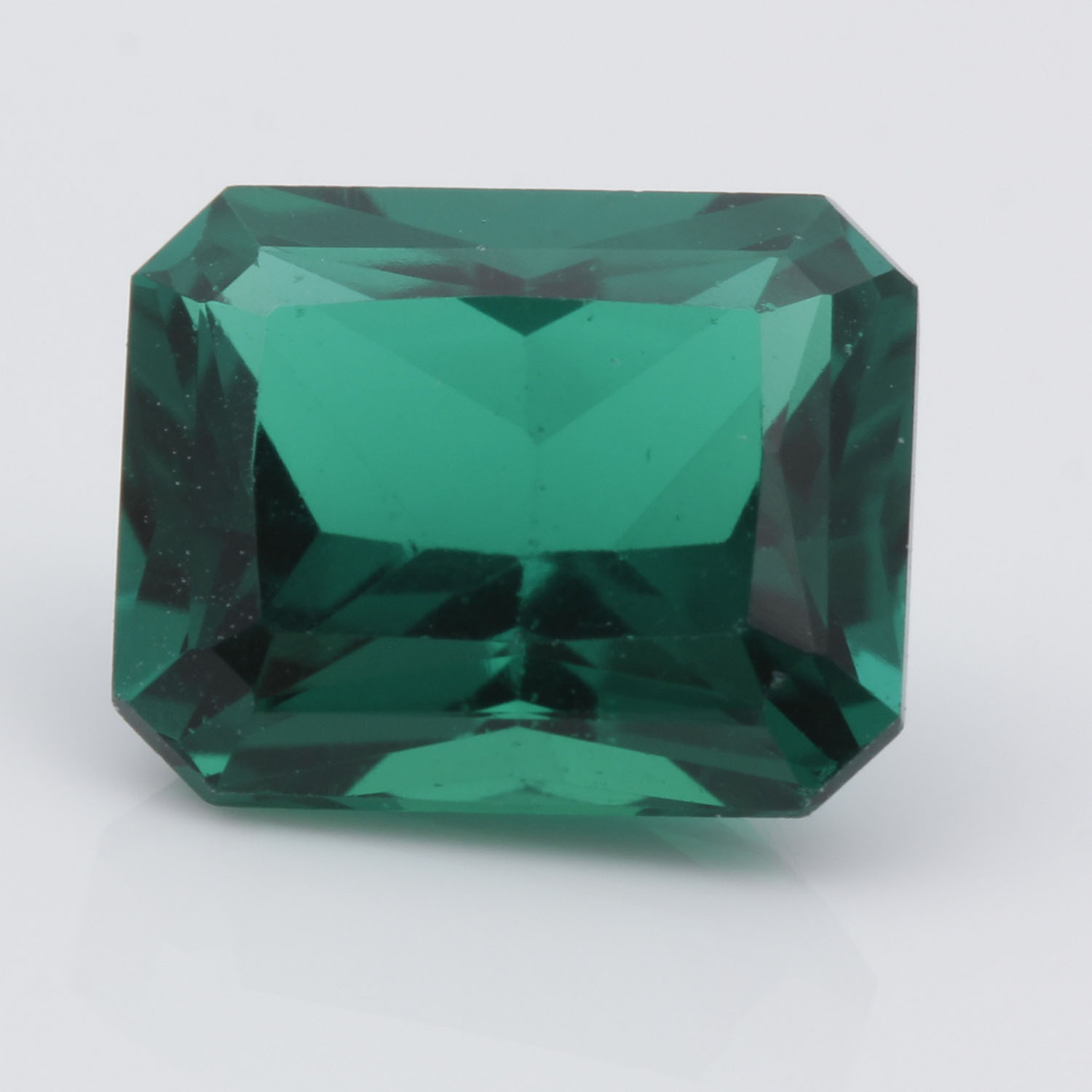 3.08 Carat Synthetic Emerald