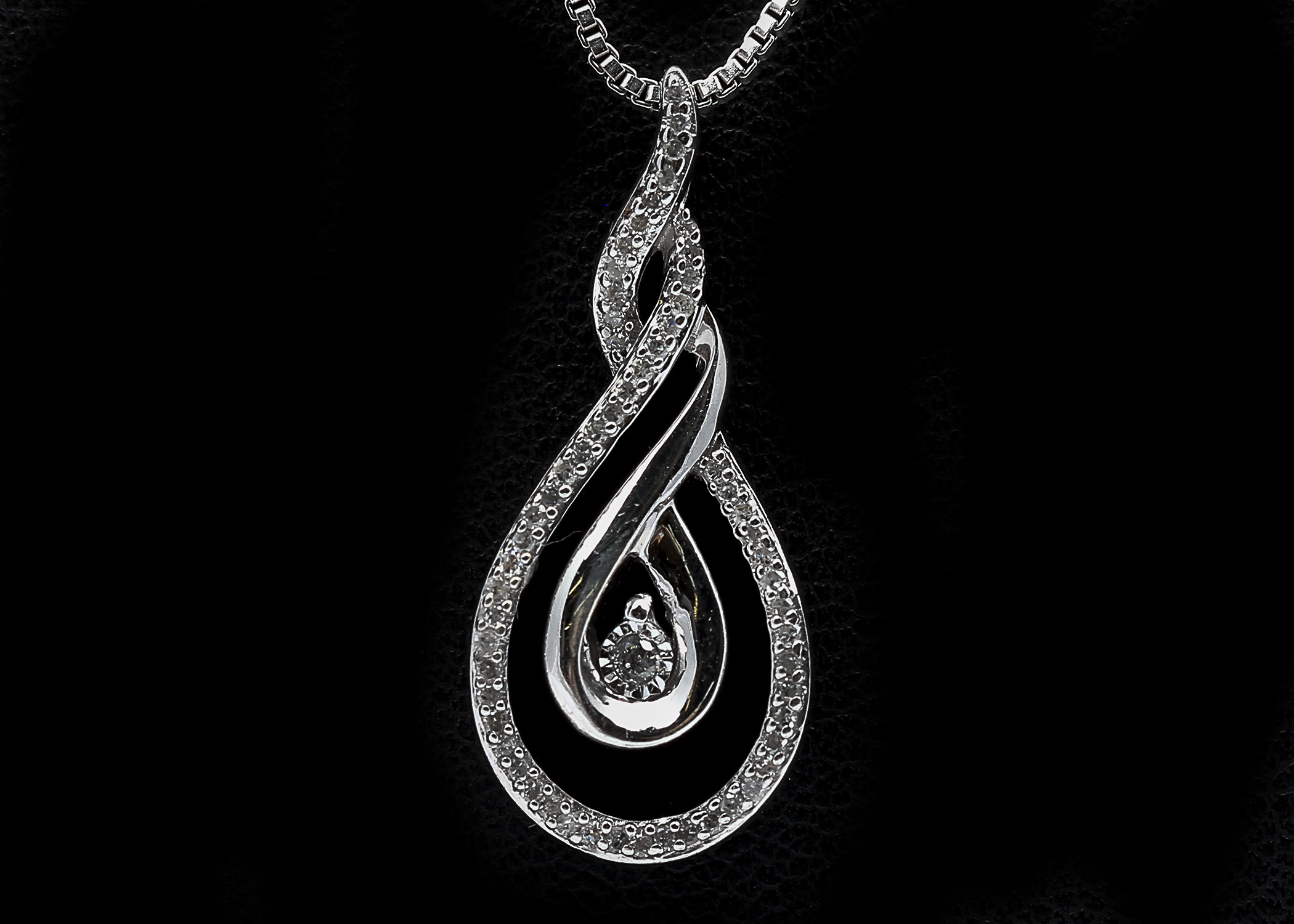 Sterling Silver 0.64 Carat Diamond Pendant Necklace