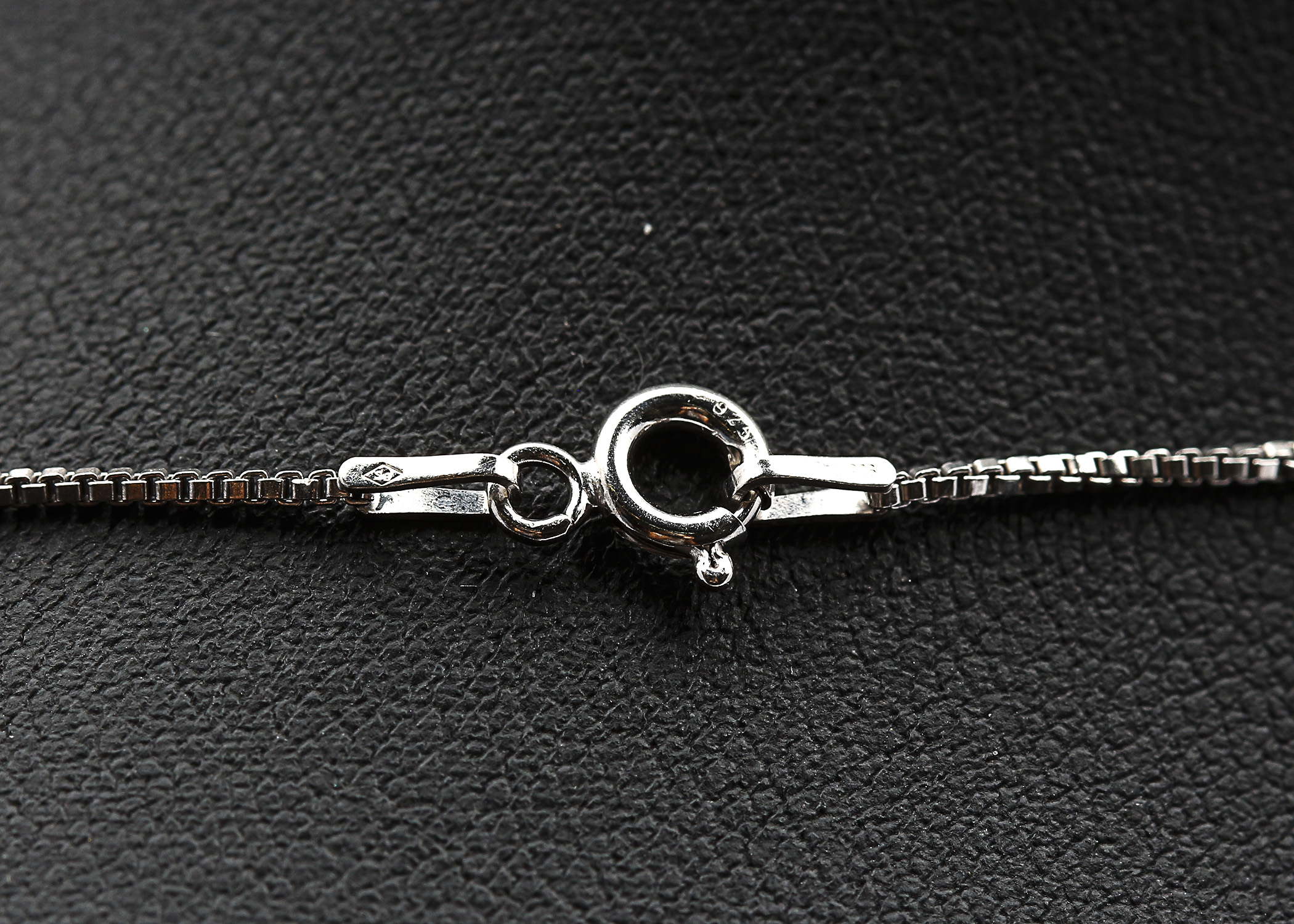 Sterling Silver 0.64 Carat Diamond Pendant Necklace