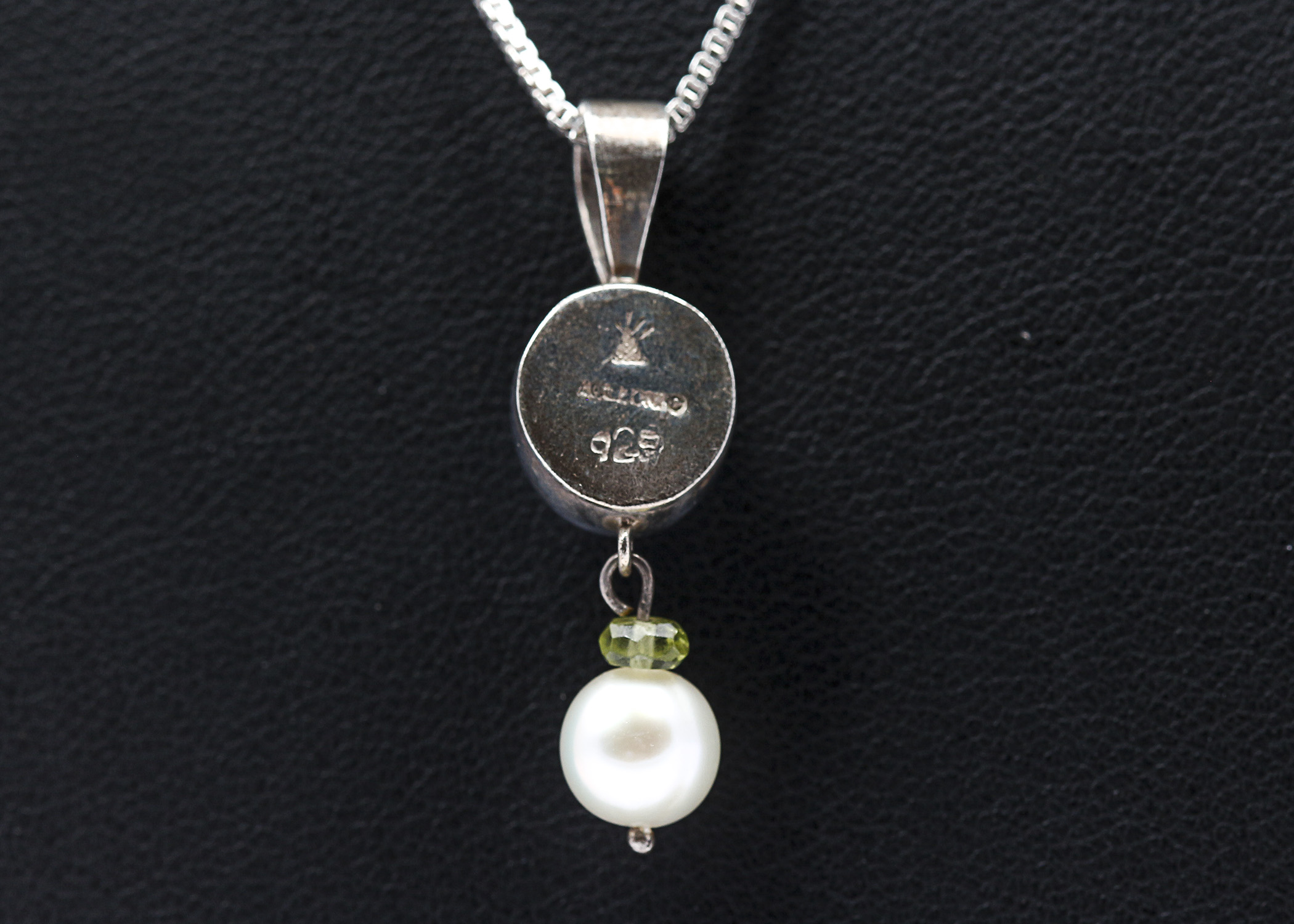 Sterling Silver Pearl and Peridot Pendant Necklace