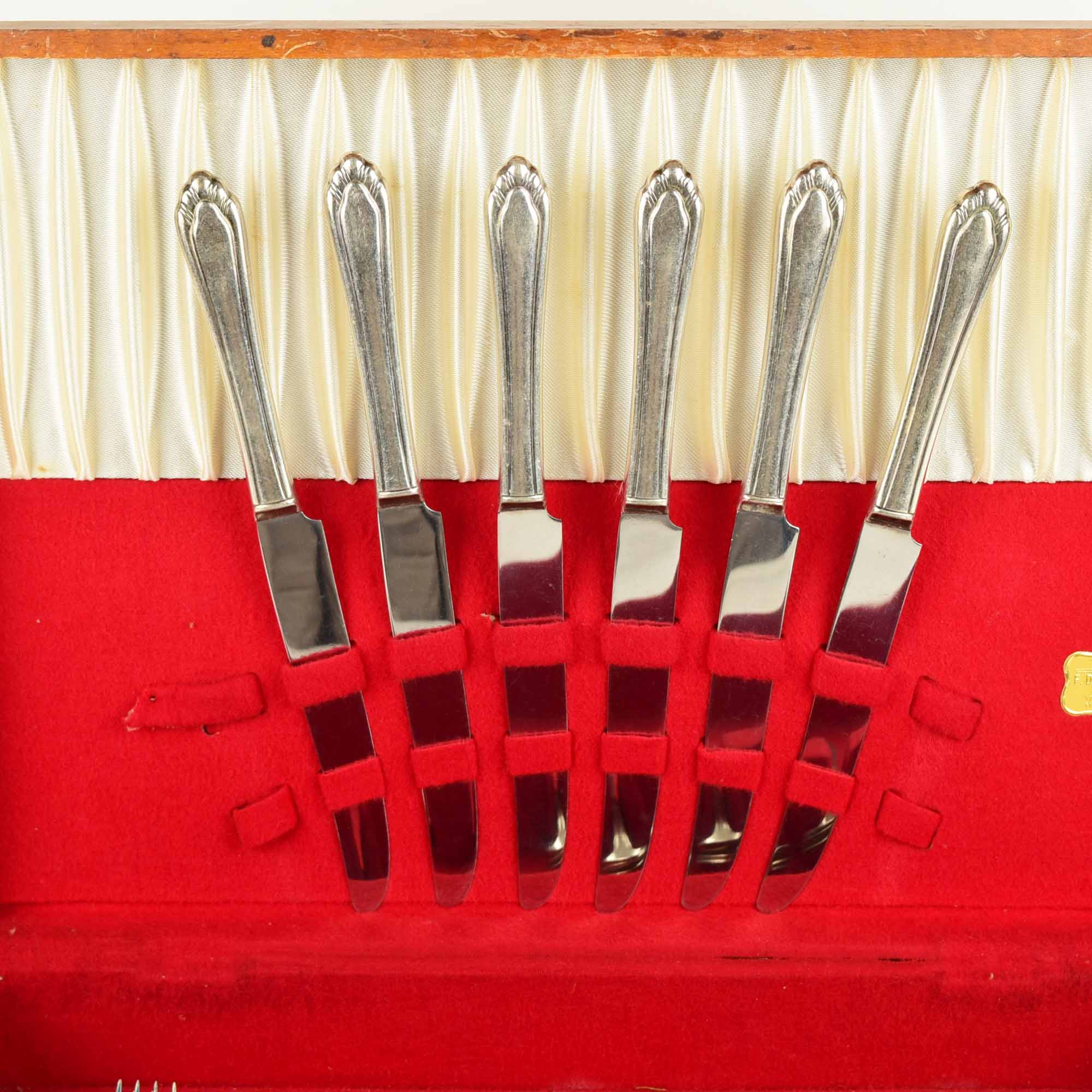 1881 Rogers Oneida Silver Plate Service for Six