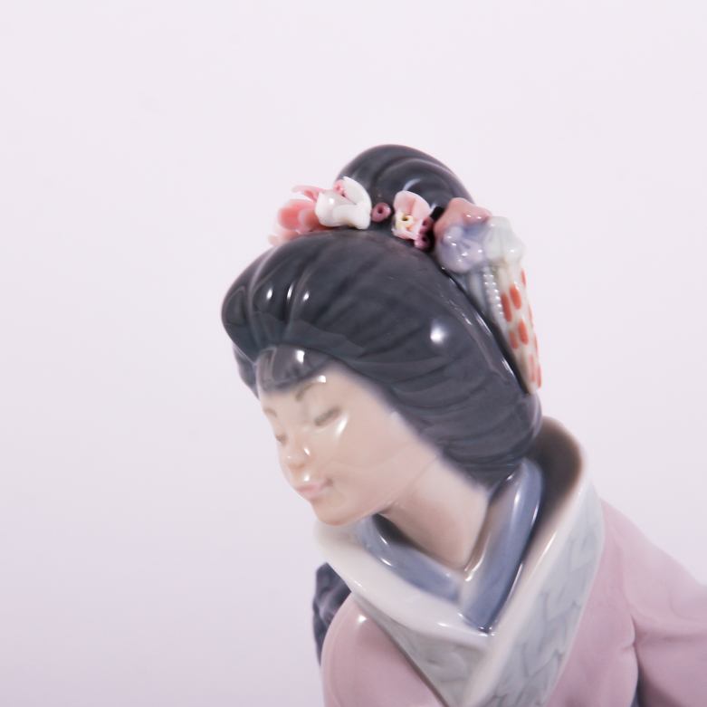 Lladro Porcelain  "Michiko" Figurine