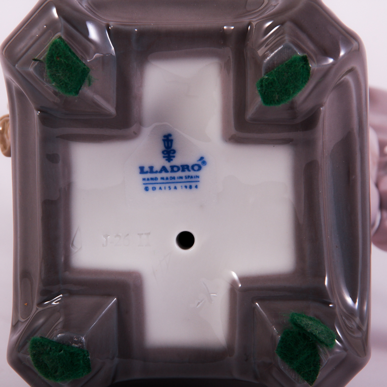 Lladro Porcelain  "Michiko" Figurine