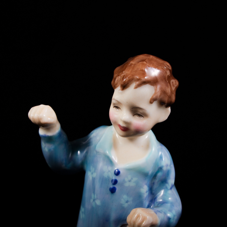 Vintage Royal Doulton "Wee Willie Winkie" Porcelain Figure